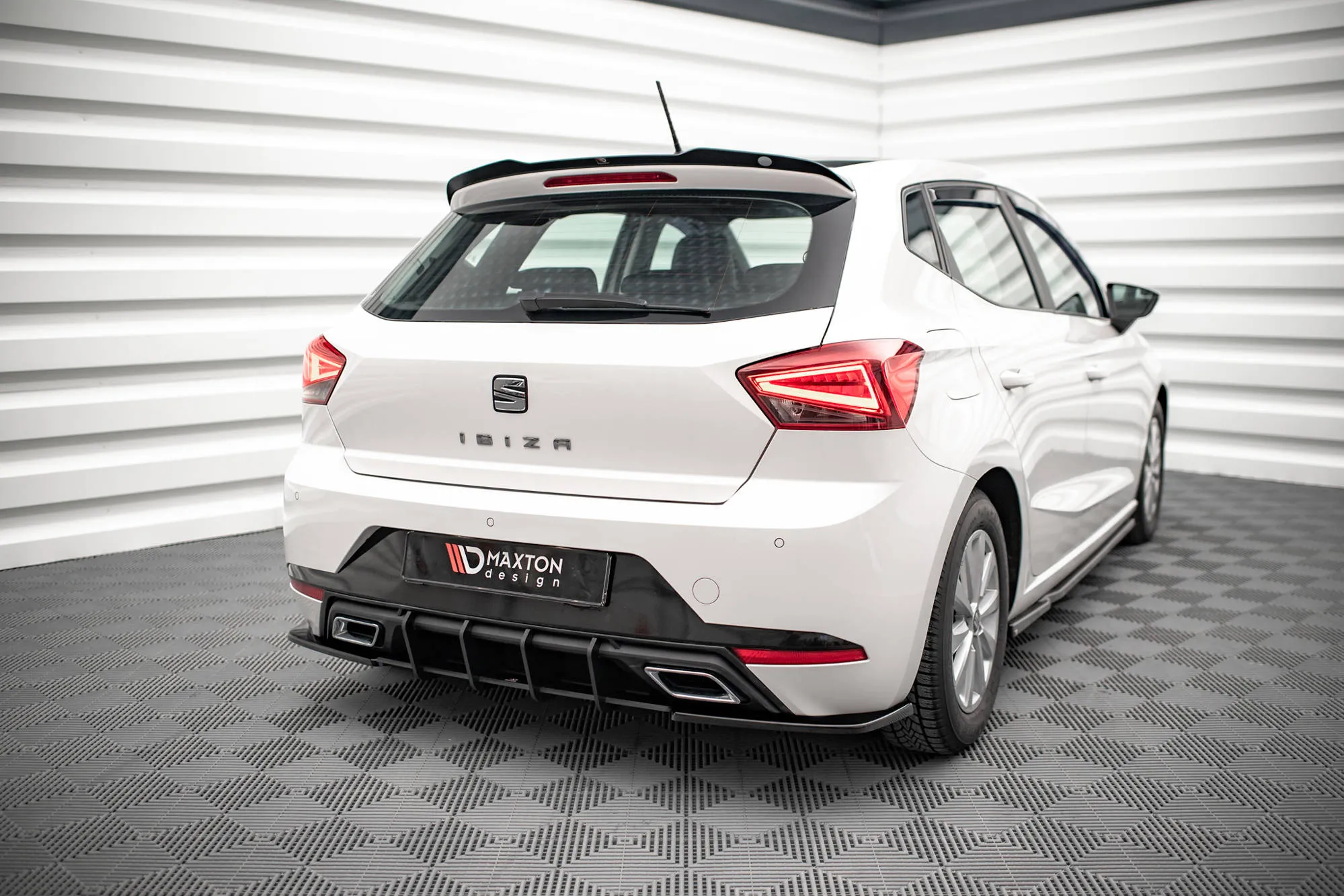 Diffuser Seat Ibiza FR (Mk5) 2017-2021 | Street Pro Black Edition – bilde 4