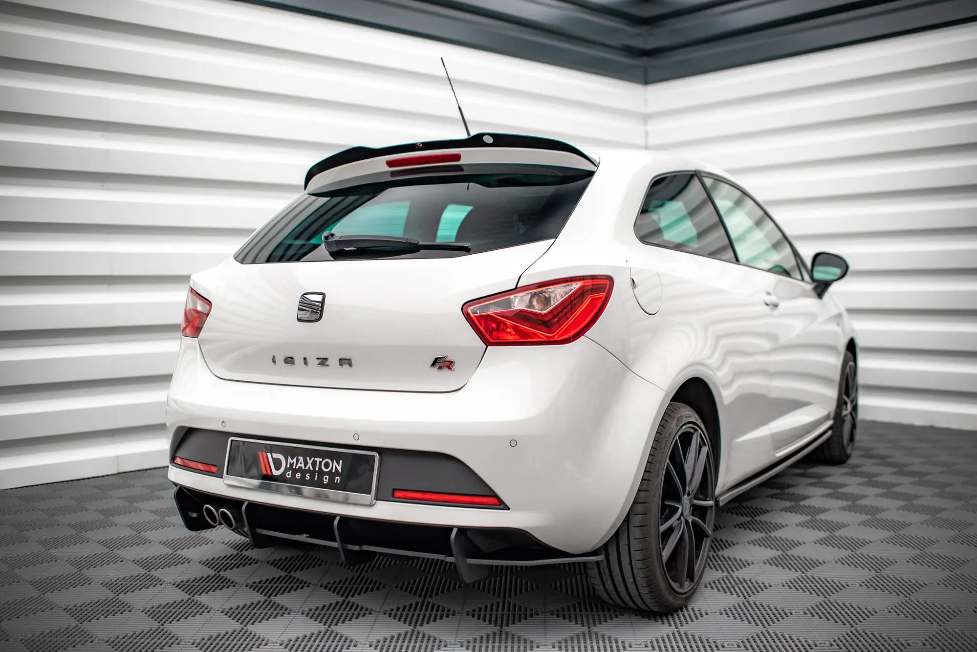 Diffuser Seat Ibiza SC FR Mk4 facelift 2012 - 2017 | Street Pro Black Edition – bilde 3