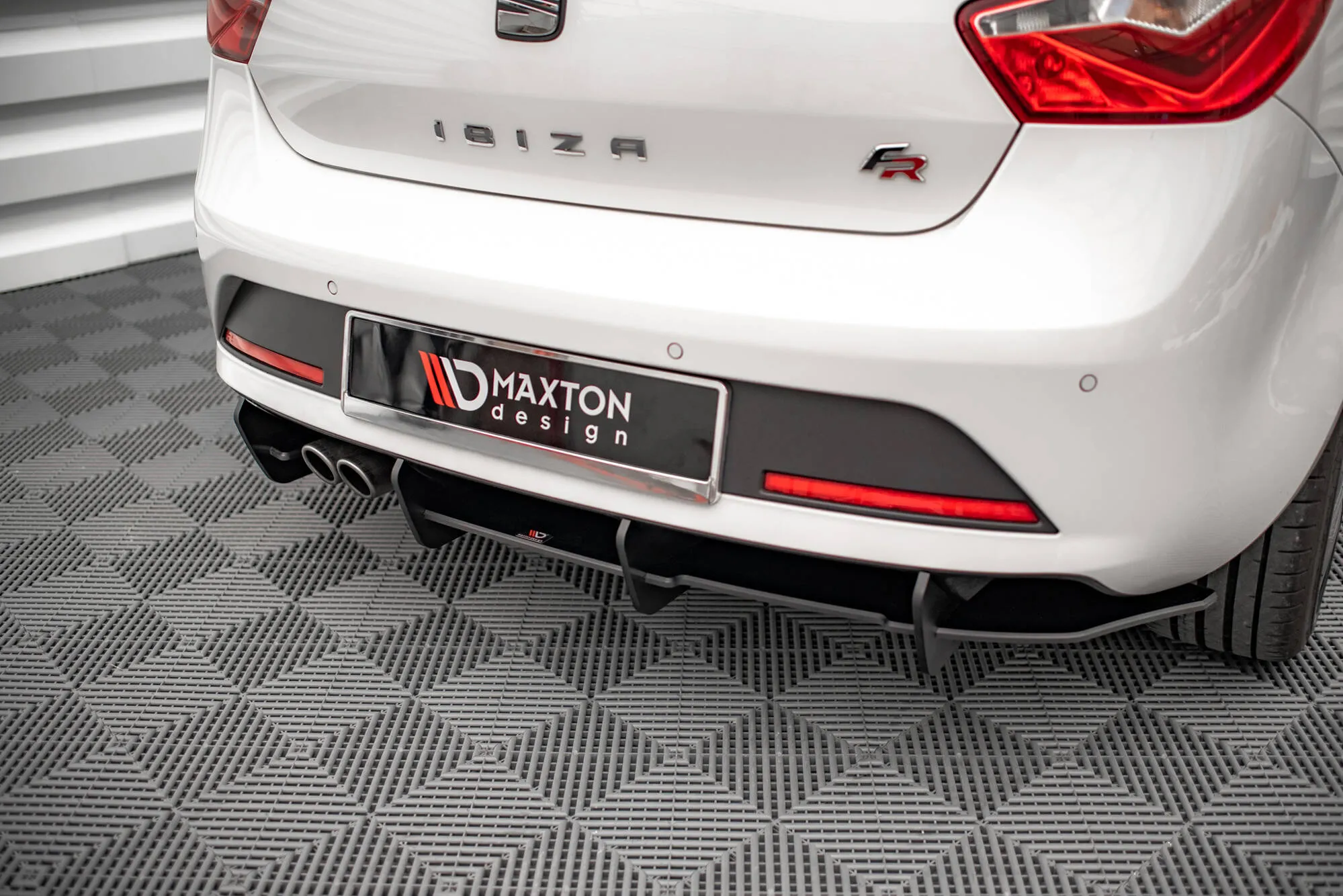 Diffuser Seat Ibiza SC FR Mk4 facelift 2012 - 2017 | Street Pro Black Edition – bilde 3