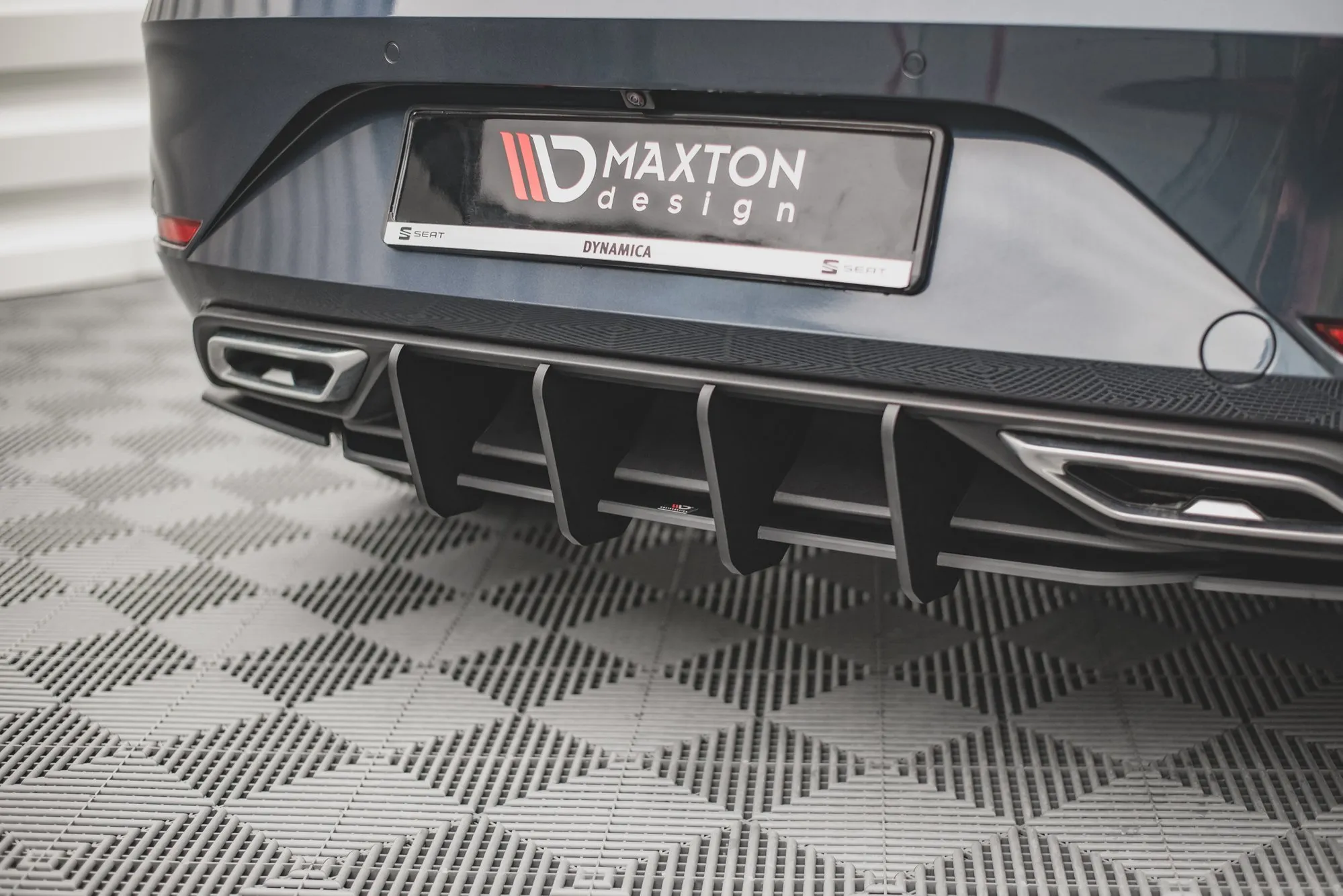 Diffuser Seat Leon FR (Mk4) 2020-> | Street Pro Black Edition
