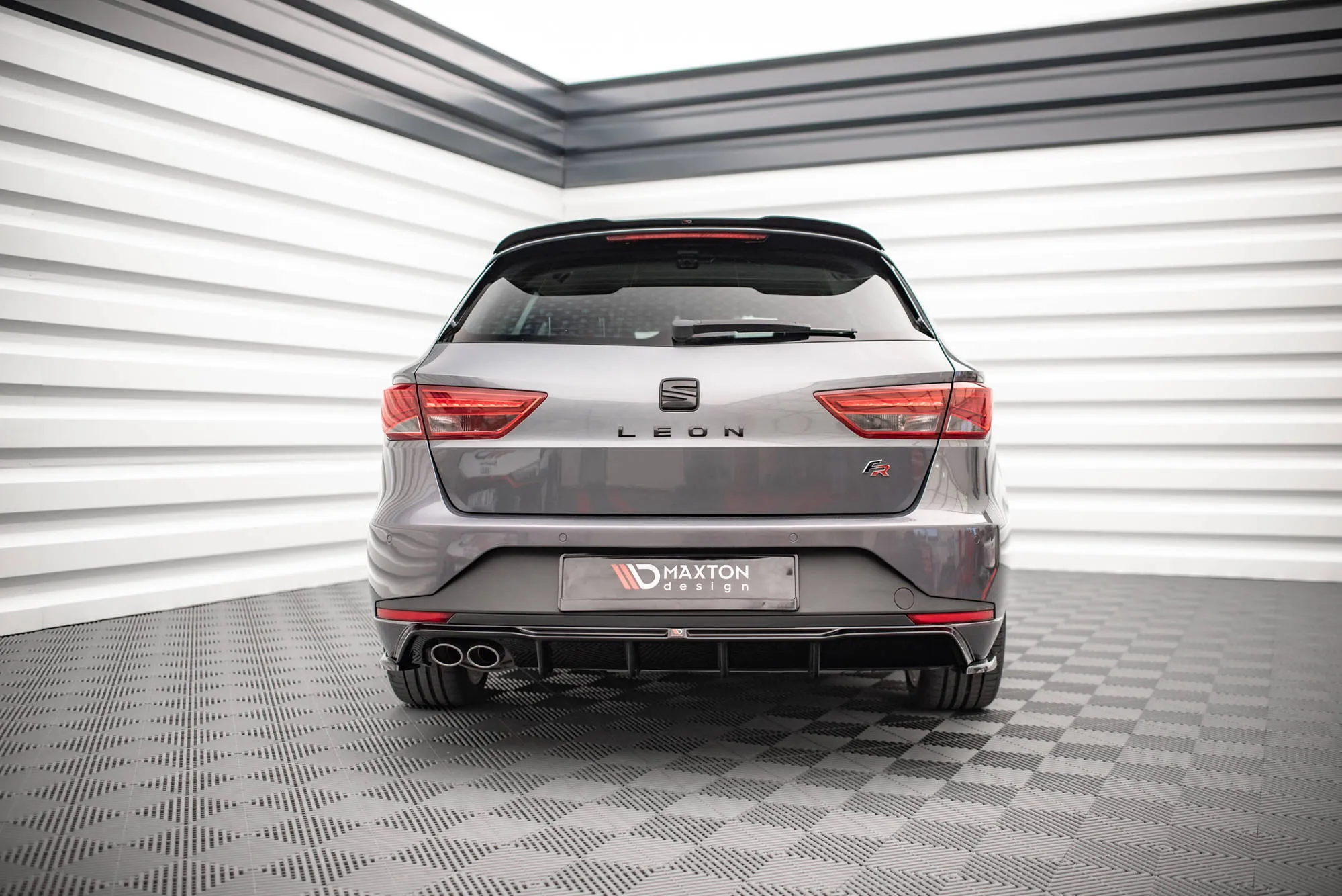 Diffuser Seat Leon FR Sportstourer MK3 2012-2016 | Glossy Black Edition – bilde 4