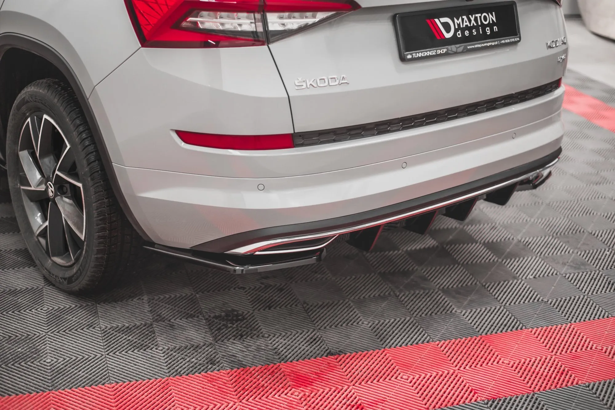 Diffuser Škoda Kodiaq I Sportline / RS 2016 - 2024 | Glossy Black Edition – bilde 3