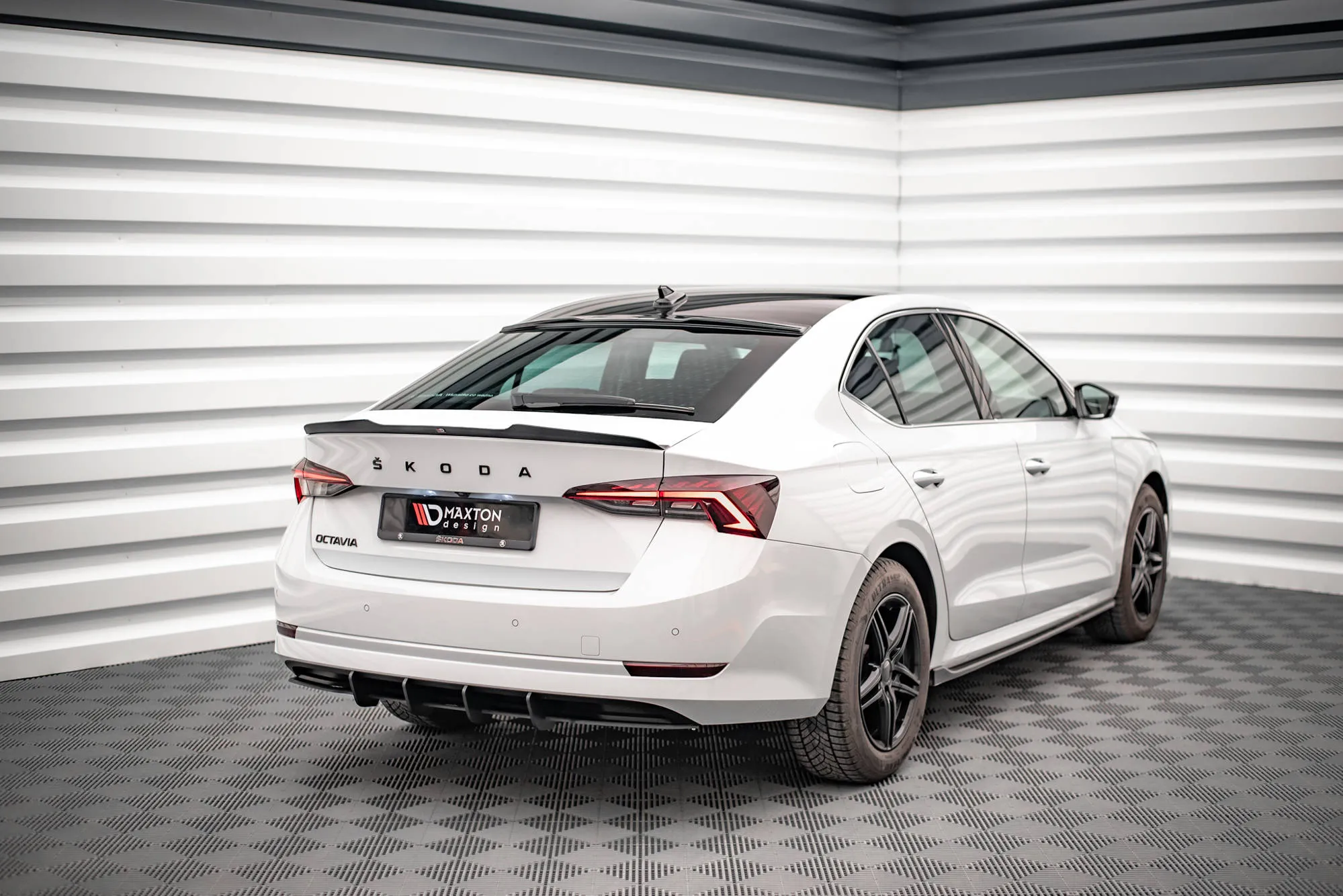 Diffuser Skoda Octavia IV Liftback 2019 -> | Street Pro Black Edition – bilde 2