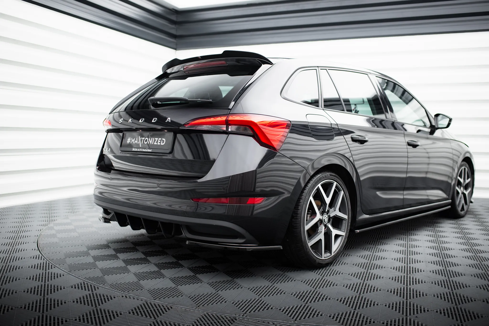 Diffuser Skoda Scala 2019 -> | Glossy Black Edition – bilde 2