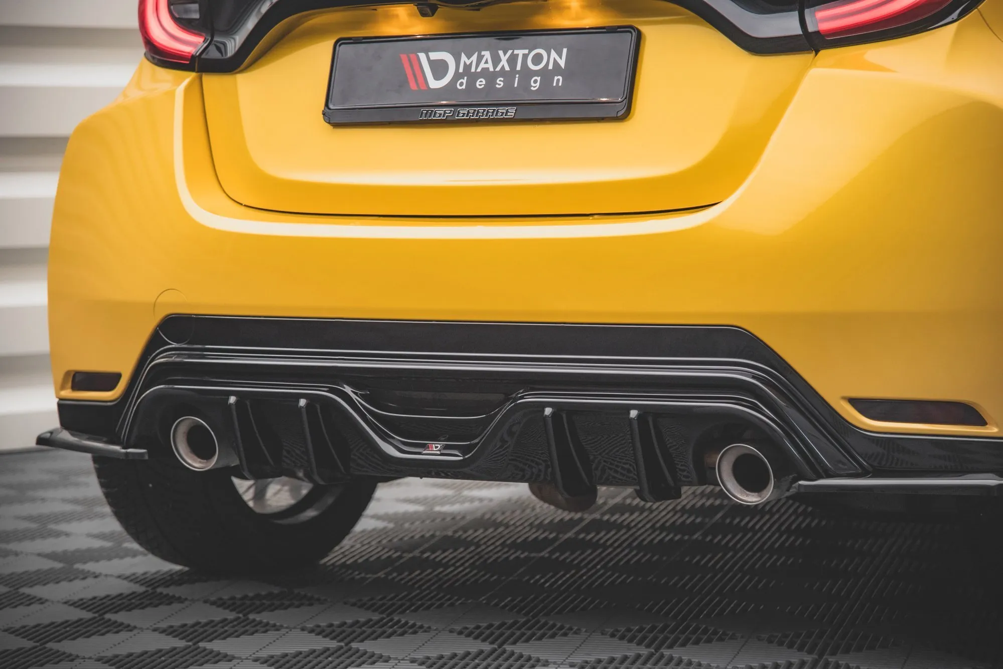 Diffuser Toyota Yaris GR IV 2020-> | Glossy Black Edition – bilde 7