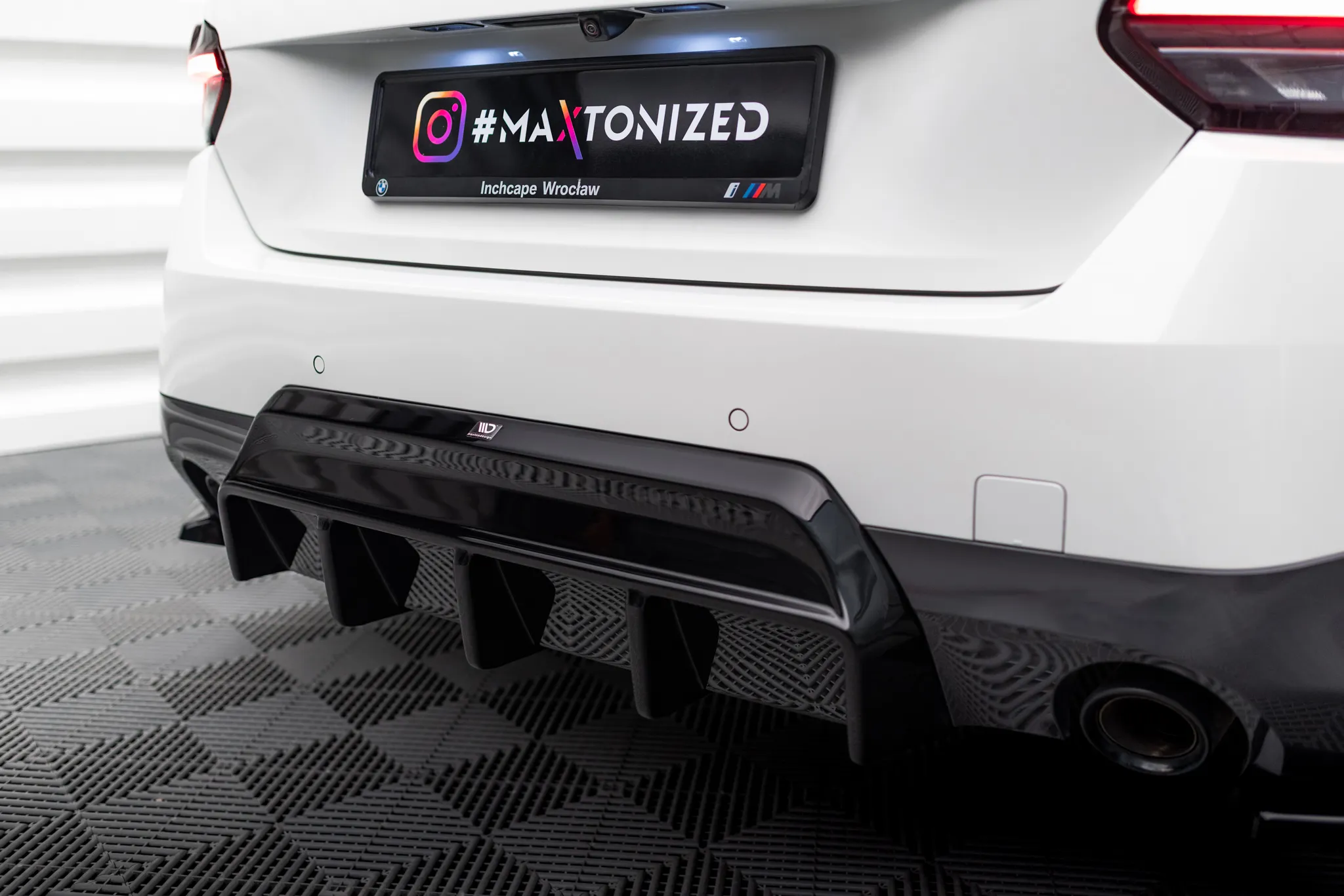 Diffuser V.1 BMW 2 M240I G42 2021 -> | Glossy Black Edition – bilde 3
