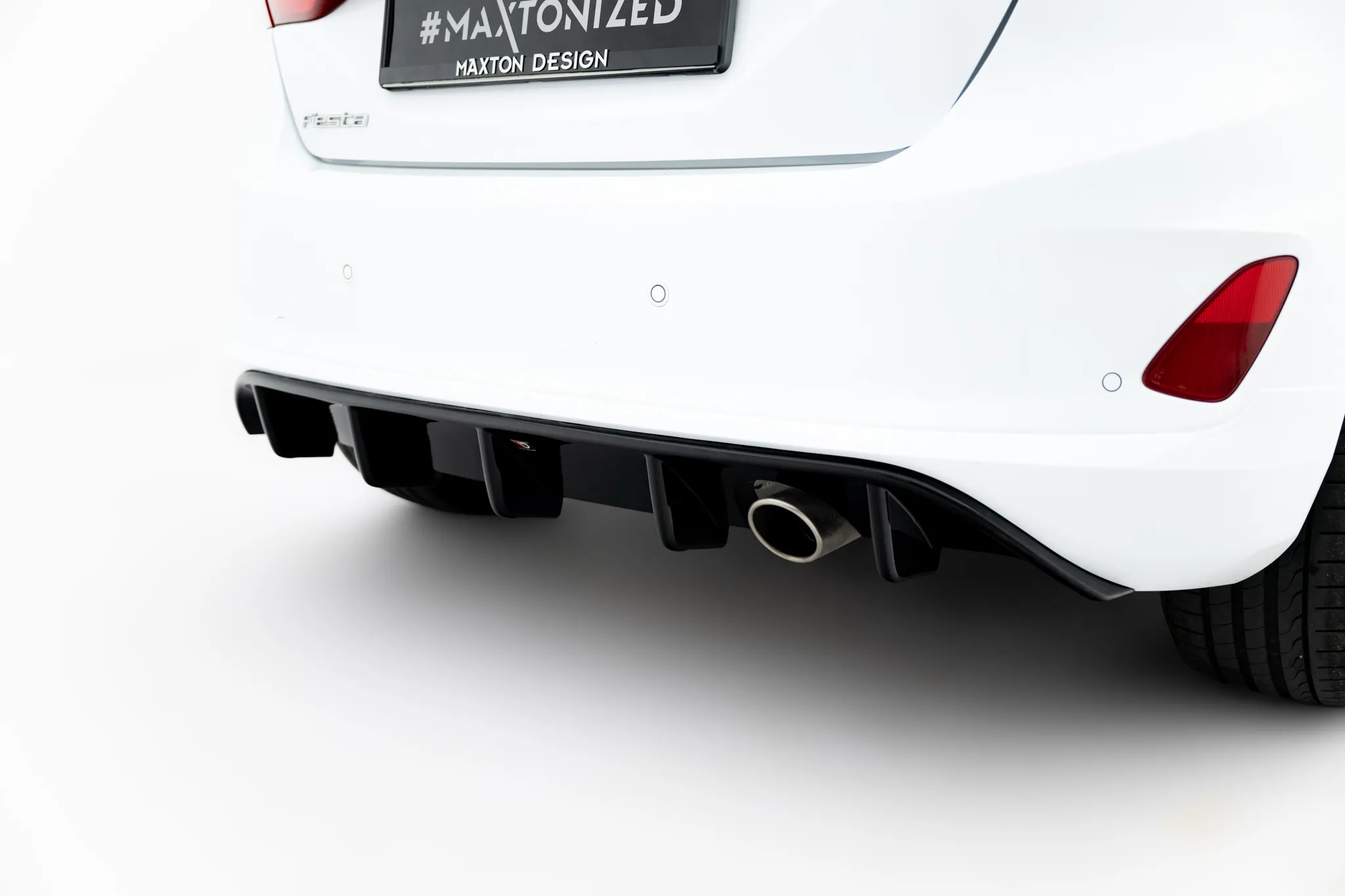 Diffuser V.1 Ford Fiesta Mk7 ST / ST-Line 2016 - 2023 | Glossy Black Edition – bilde 2