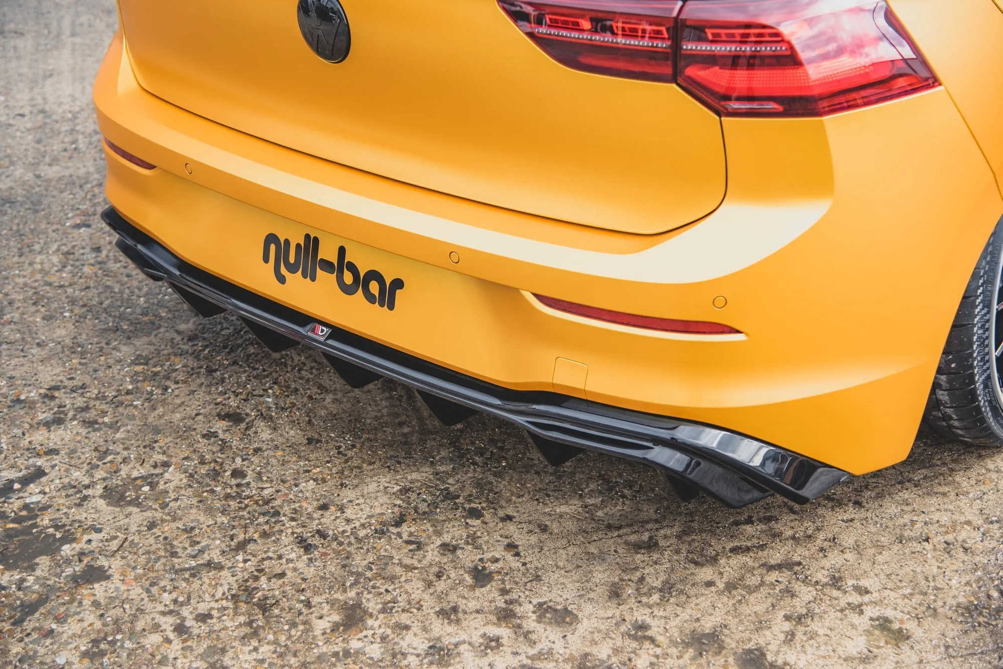 Diffuser V.1 VW Golf VIII 2019-> / VW Golf VIII R-line 2019-> | Glossy Black Edition – bilde 3