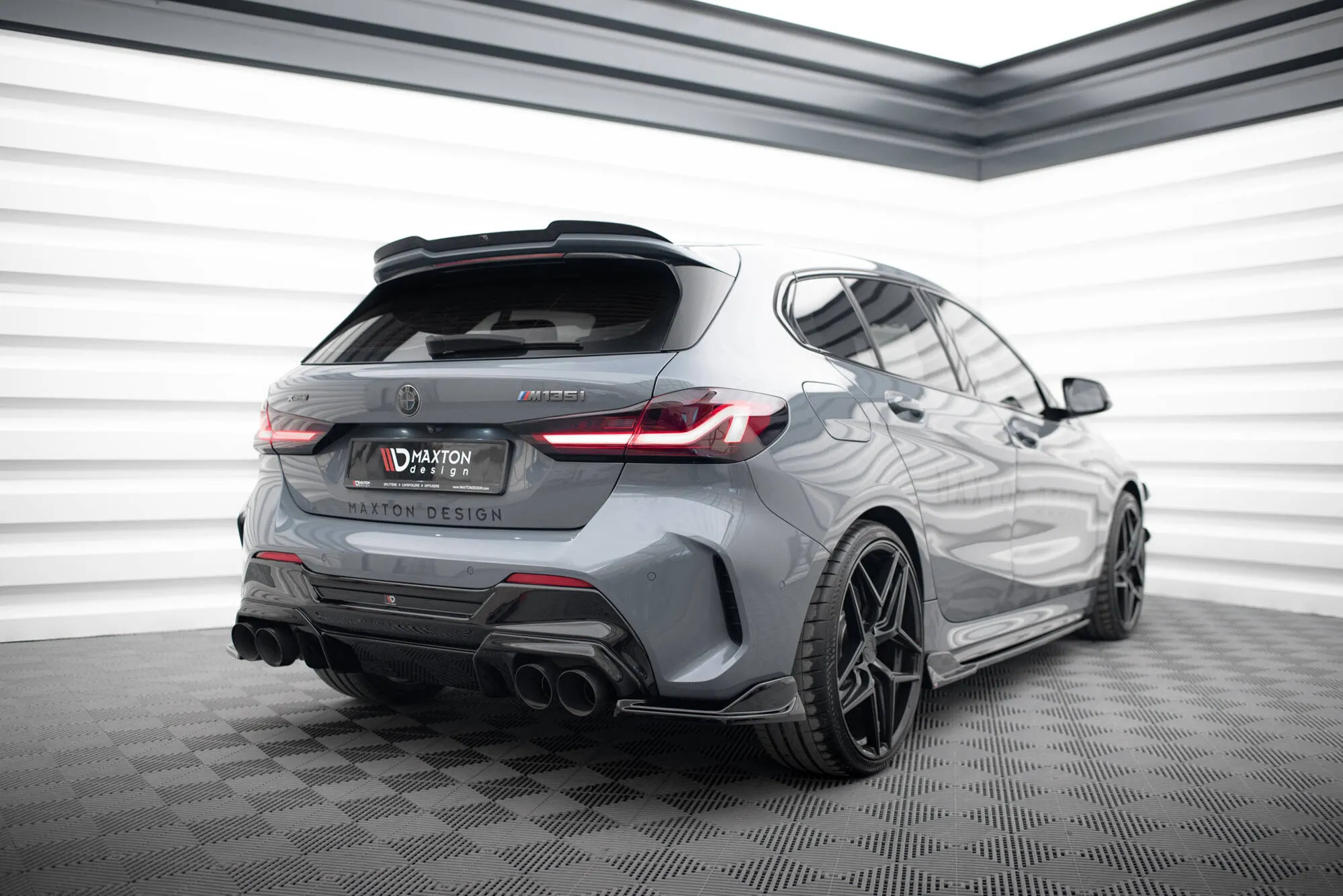 Diffuser V.2 BMW 1 (F40) M-Pack / BMW M135i (F40) 2019 - 2024 | Glossy Black Edition – bilde 3