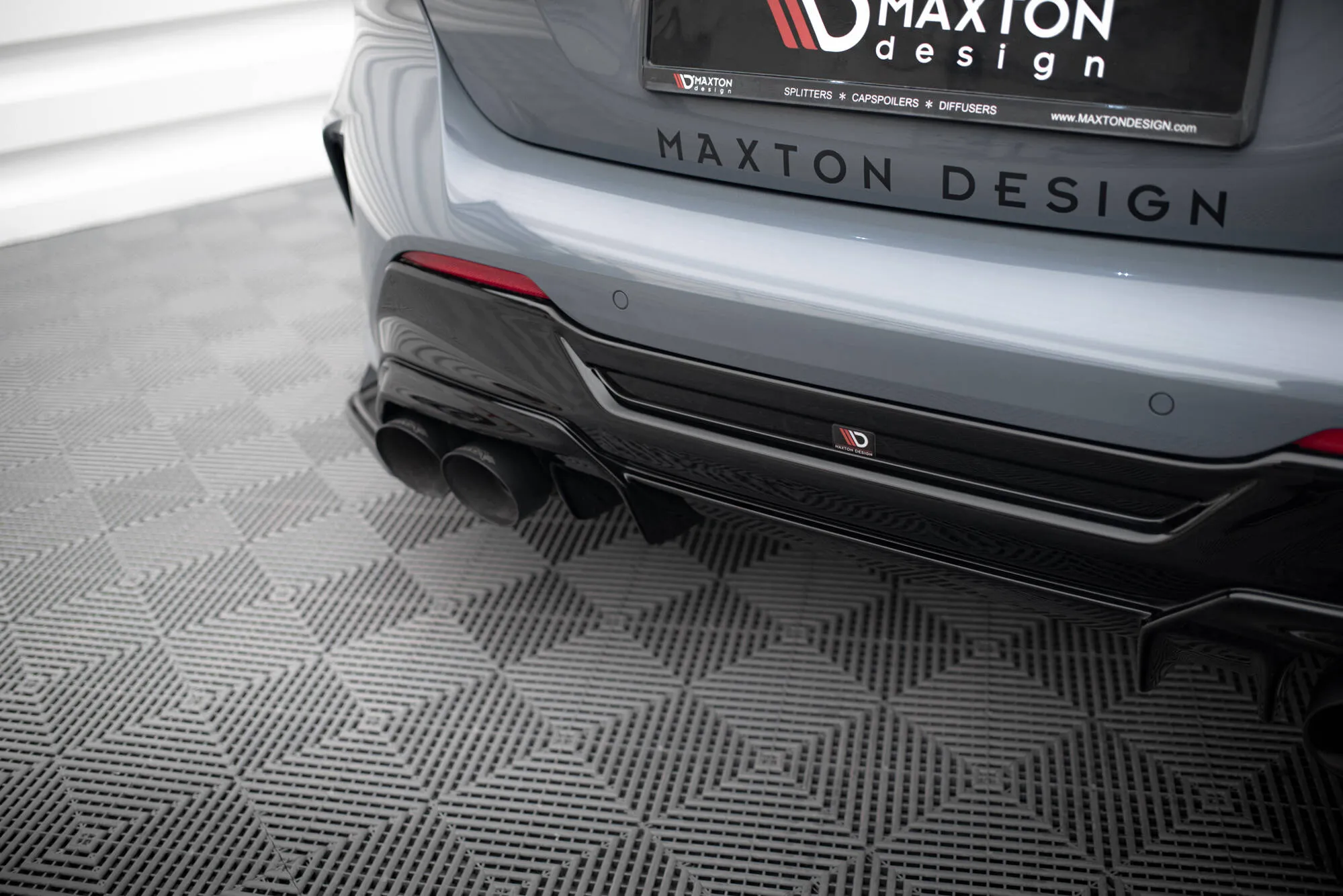 Diffuser V.2 BMW 1 (F40) M-Pack / BMW M135i (F40) 2019 - 2024 | Glossy Black Edition – bilde 4