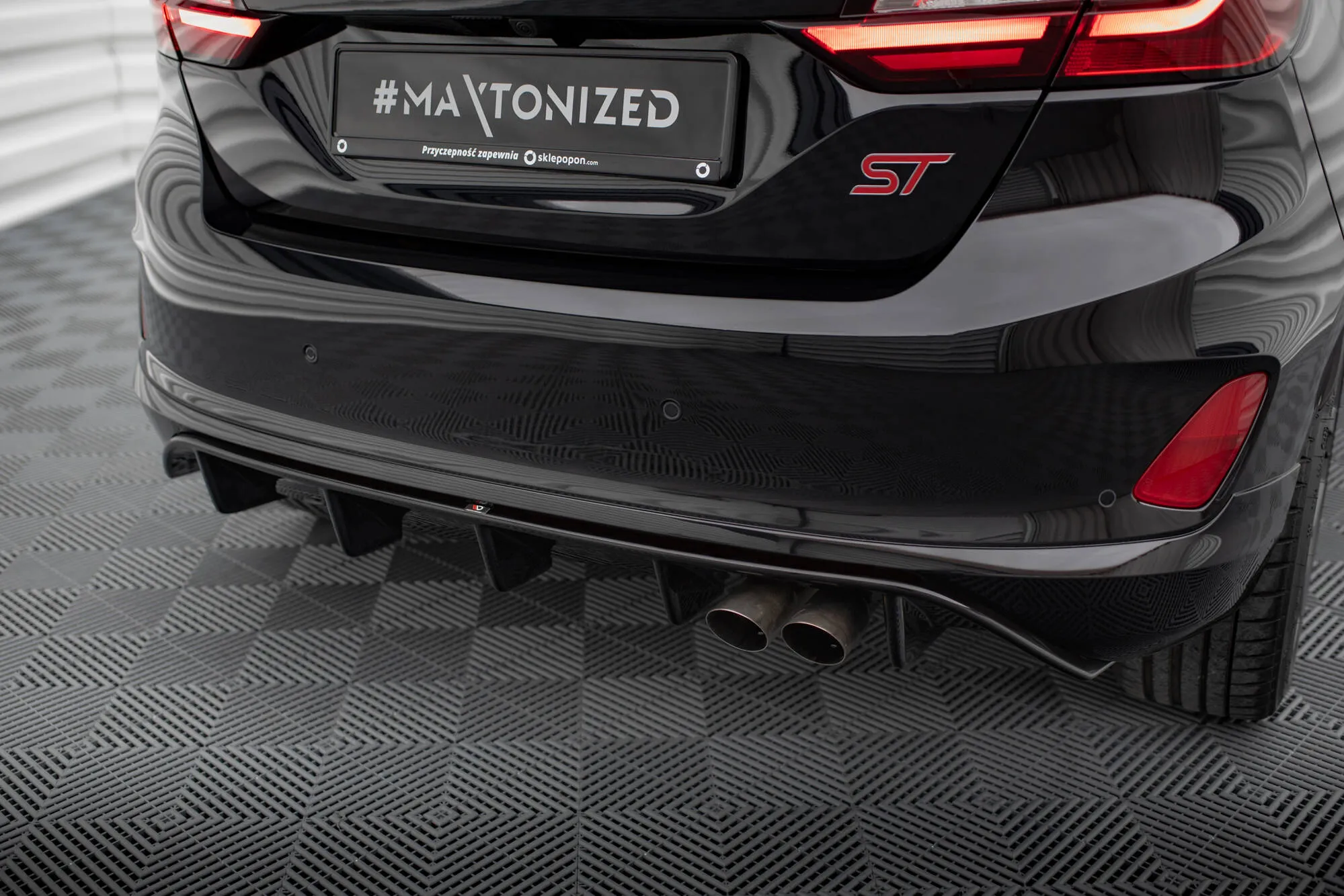 Diffuser V.2 Ford Fiesta Mk7 ST / ST-Line 2016 - 2023 | Glossy Black Edition – bilde 2