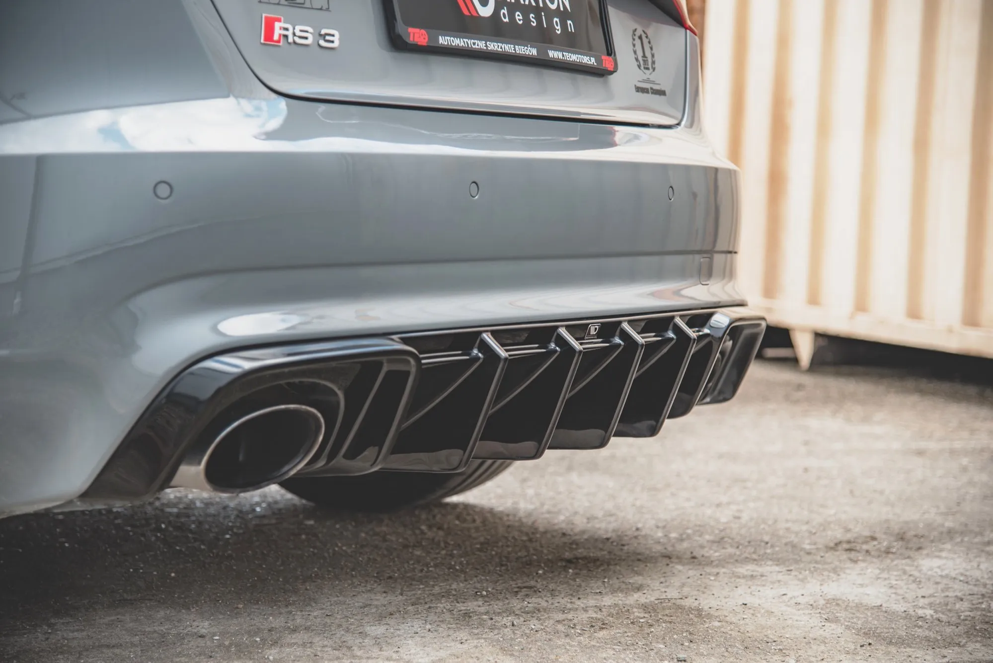 Diffuser V.2 RS3 Sportback (8V) 2015-2020 | Glossy Black Edition – bilde 4