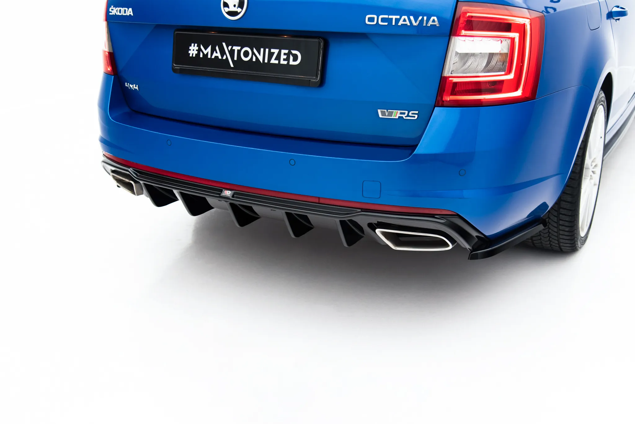 Diffuser V.2 Skoda Octavia RS (Mk3) 2012-2020 | Glossy Black Edition – bilde 2