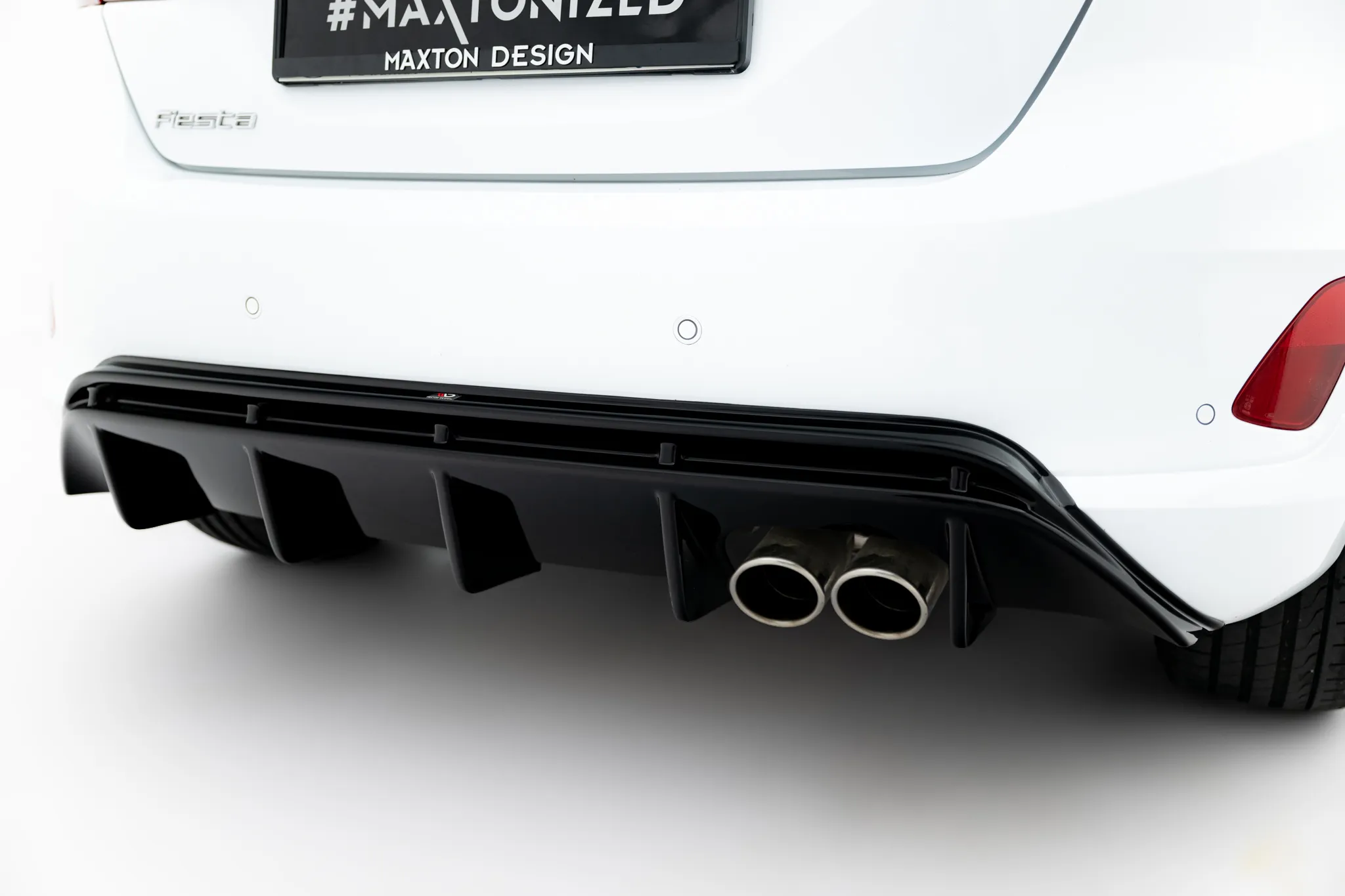 Diffuser V.2 V.2 Ford Fiesta Mk7 ST / ST-Line 2016 - 2023 | Glossy Black Edition – bilde 4