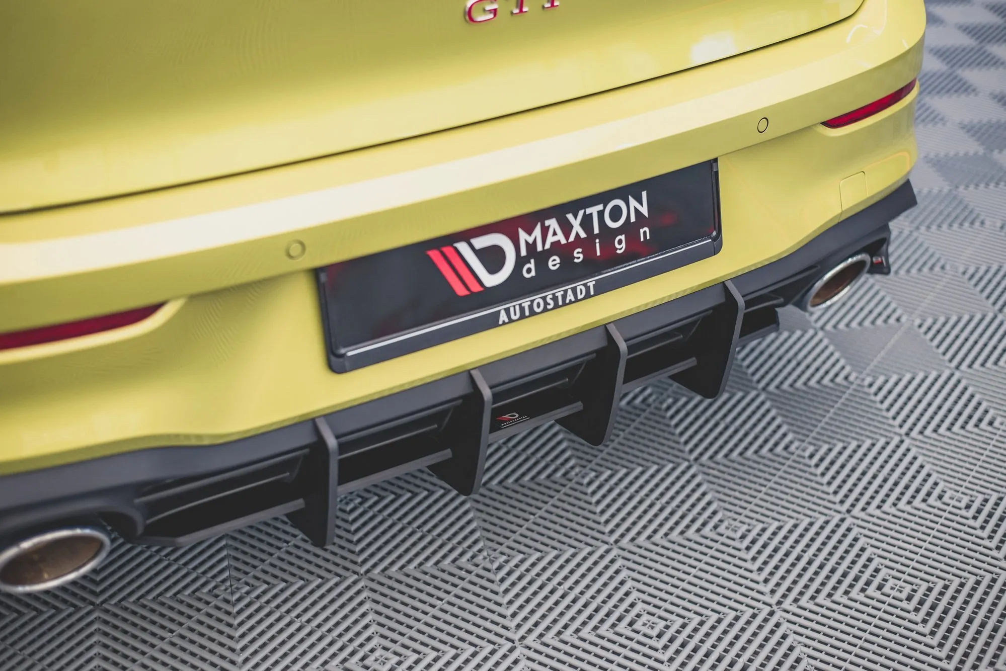Diffuser V.2 VW Golf VIII GTI Clubsport 2020-> | Street Pro Black Edition – bilde 3
