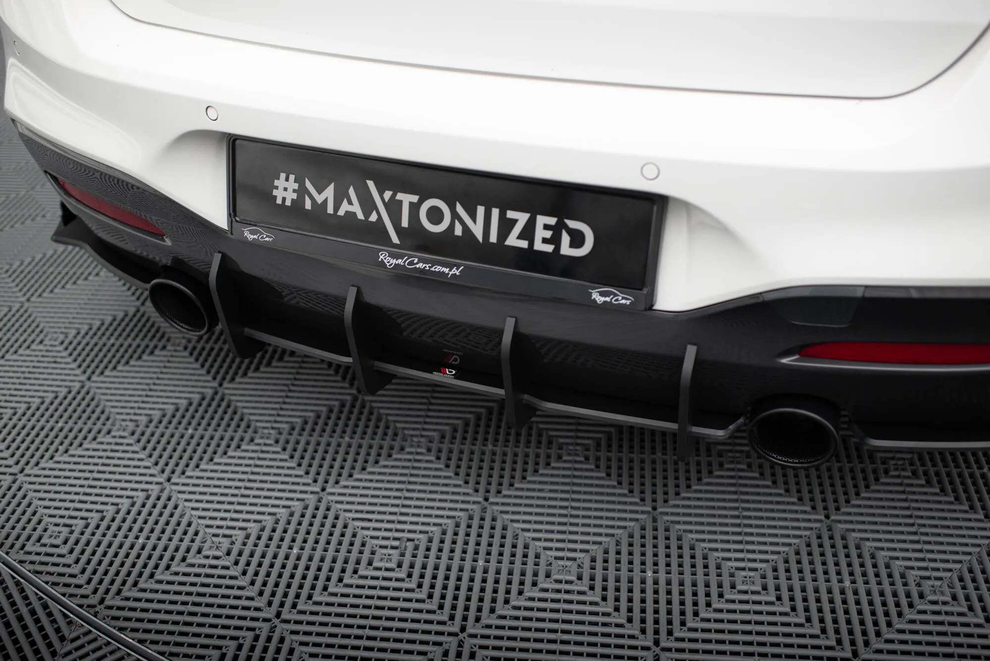 Diffuser V.3 BMW 1 (F20) M Pack LCI 2015 - 2019 | Street Pro Black Edition – bilde 2
