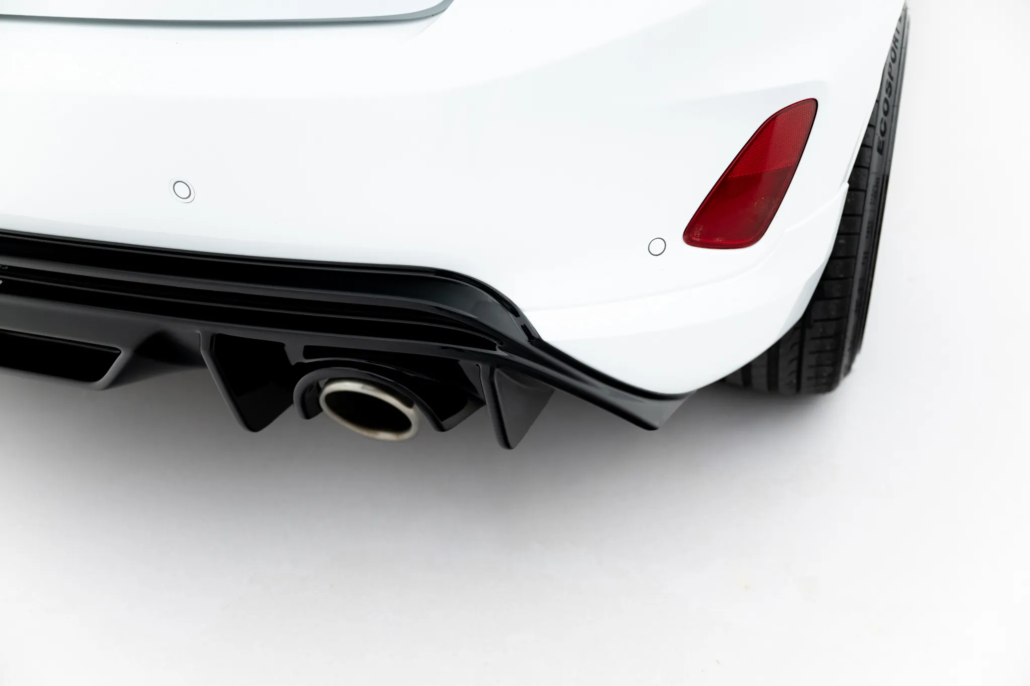Diffuser V.3 V.2 Ford Fiesta Mk7 ST / ST-Line 2016 - 2023 | Glossy Black Edition – bilde 3