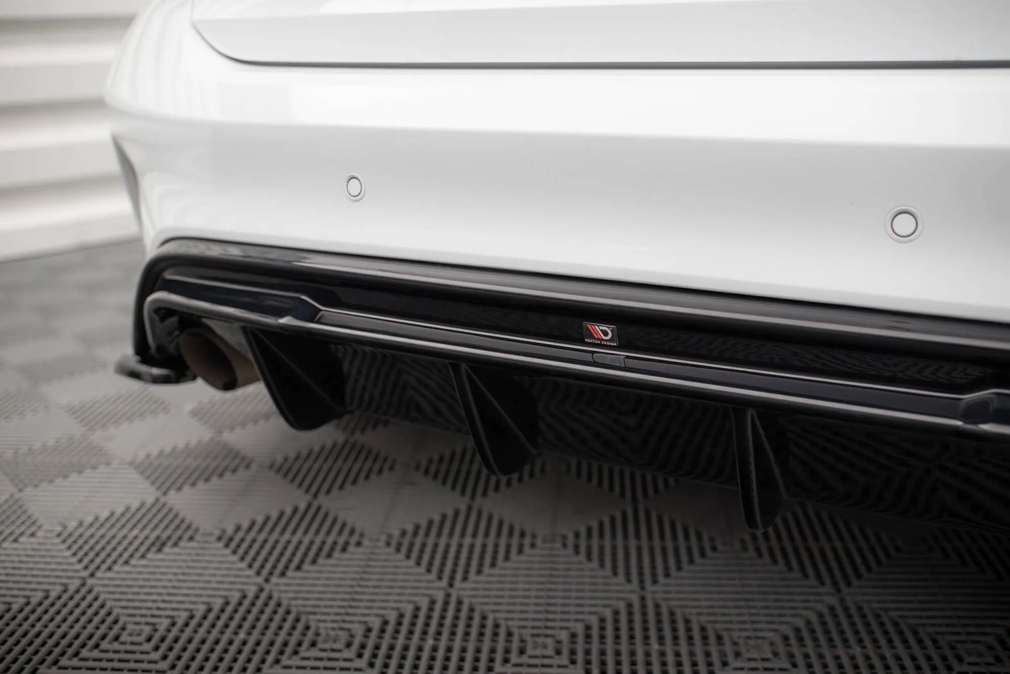 Diffuser V.3 V.2 Ford Focus ST mk4 2019-> | Glossy Black Edition – bilde 4