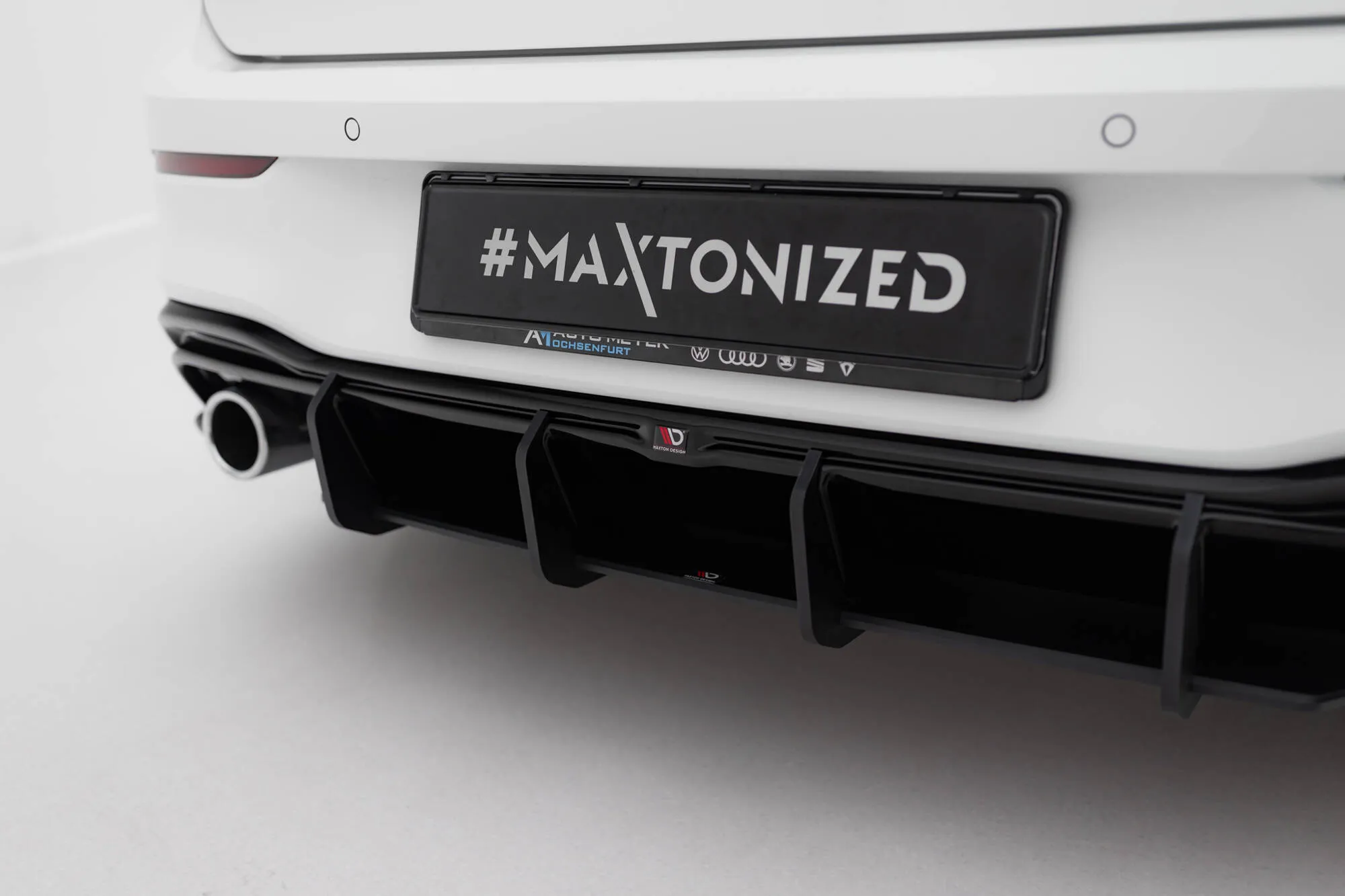 Diffuser V.4 VW Golf 8 GTI / GTI Clubsport / R-line 2020-> | Street Pro Black Edition – bilde 3