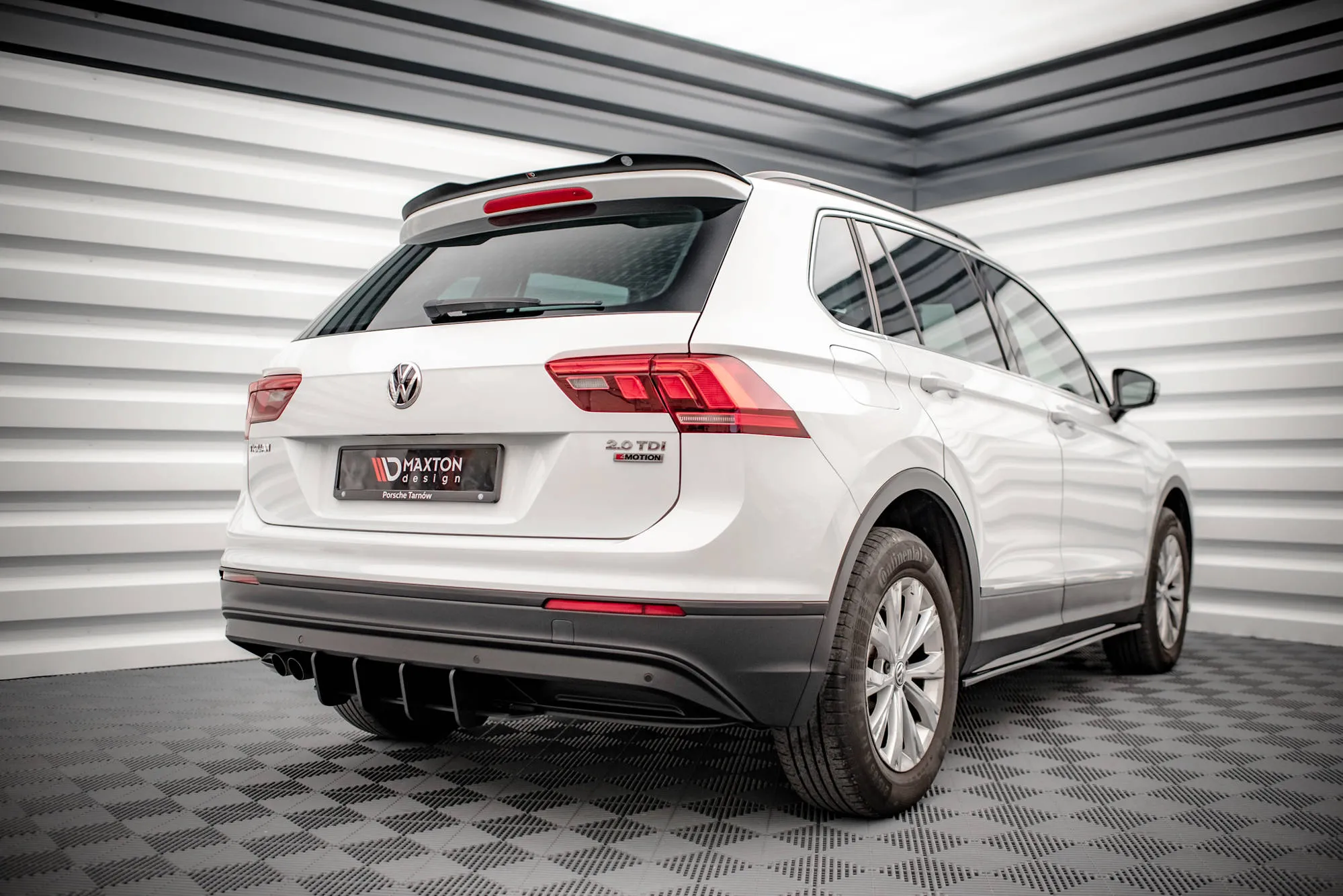Diffuser Volkswagen Tiguan (K2) 2016-2026 | Street Pro Black Edition