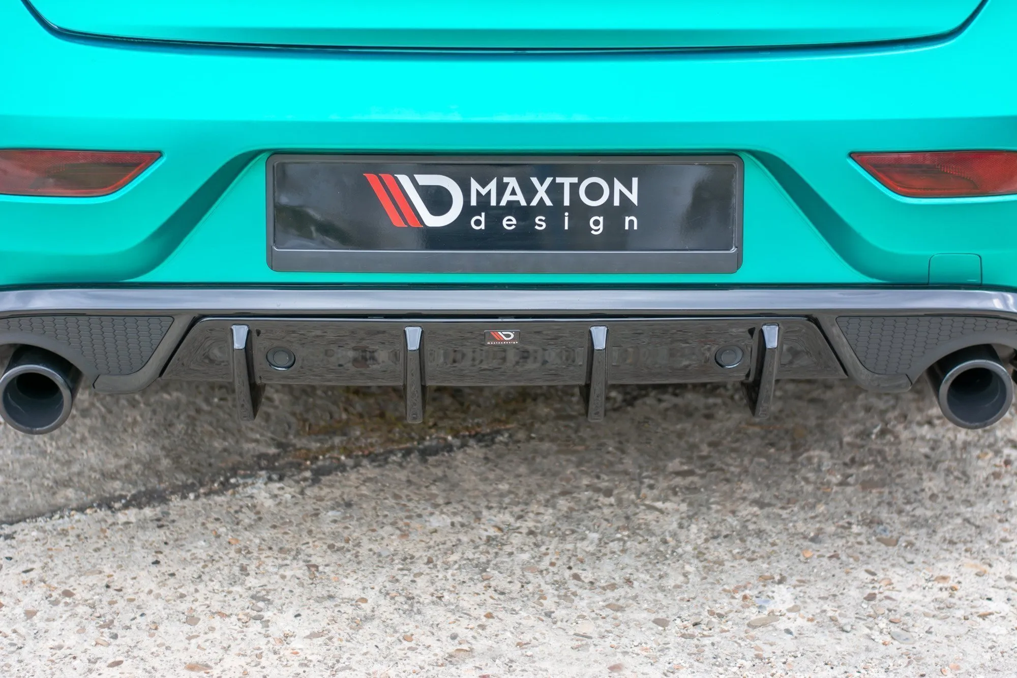 Diffuser Volvo V40 R-Design 2012-2019 | Glossy Black Edition – bilde 2