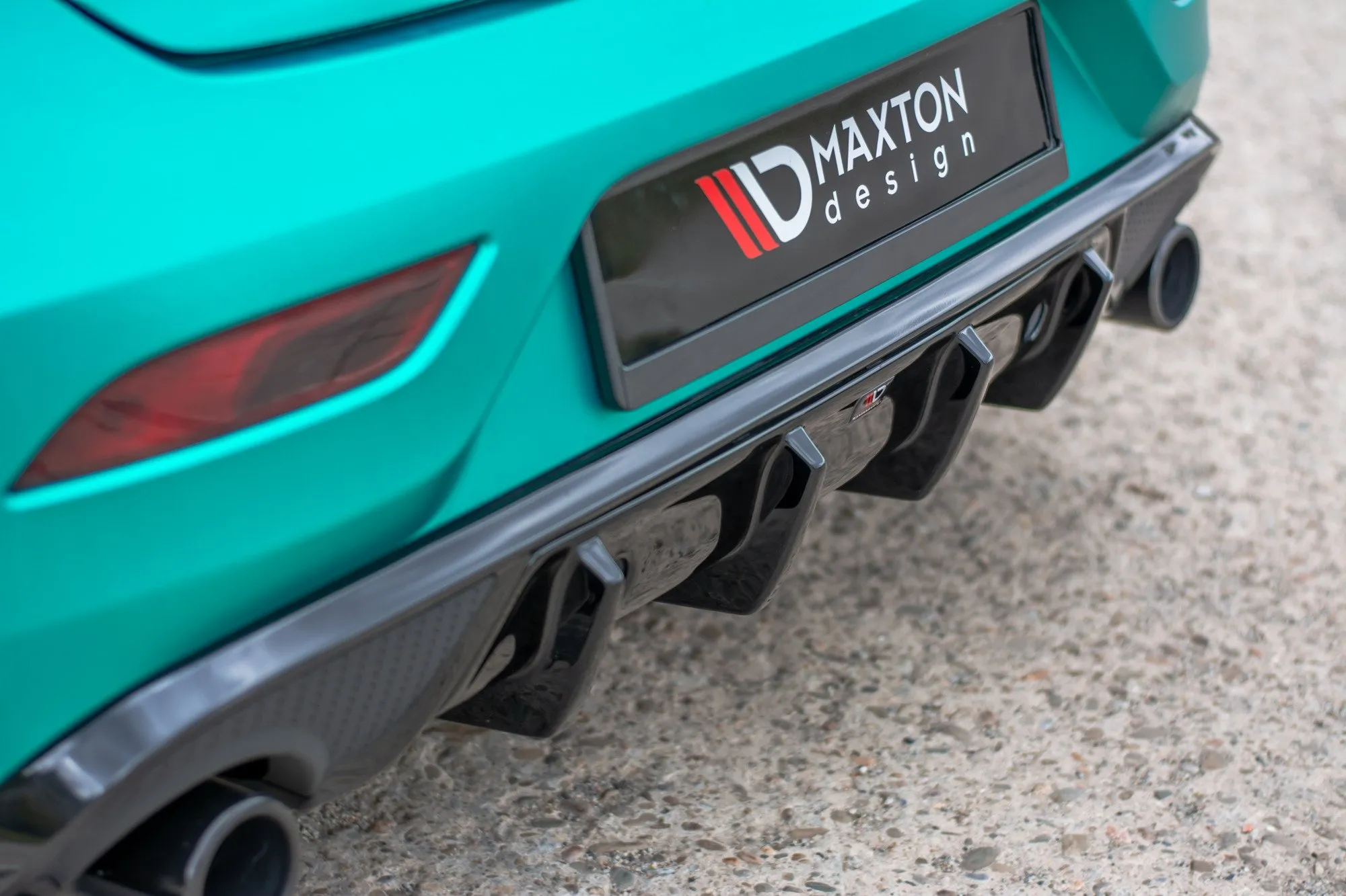 Diffuser Volvo V40 R-Design 2012-2019 | Glossy Black Edition – bilde 3