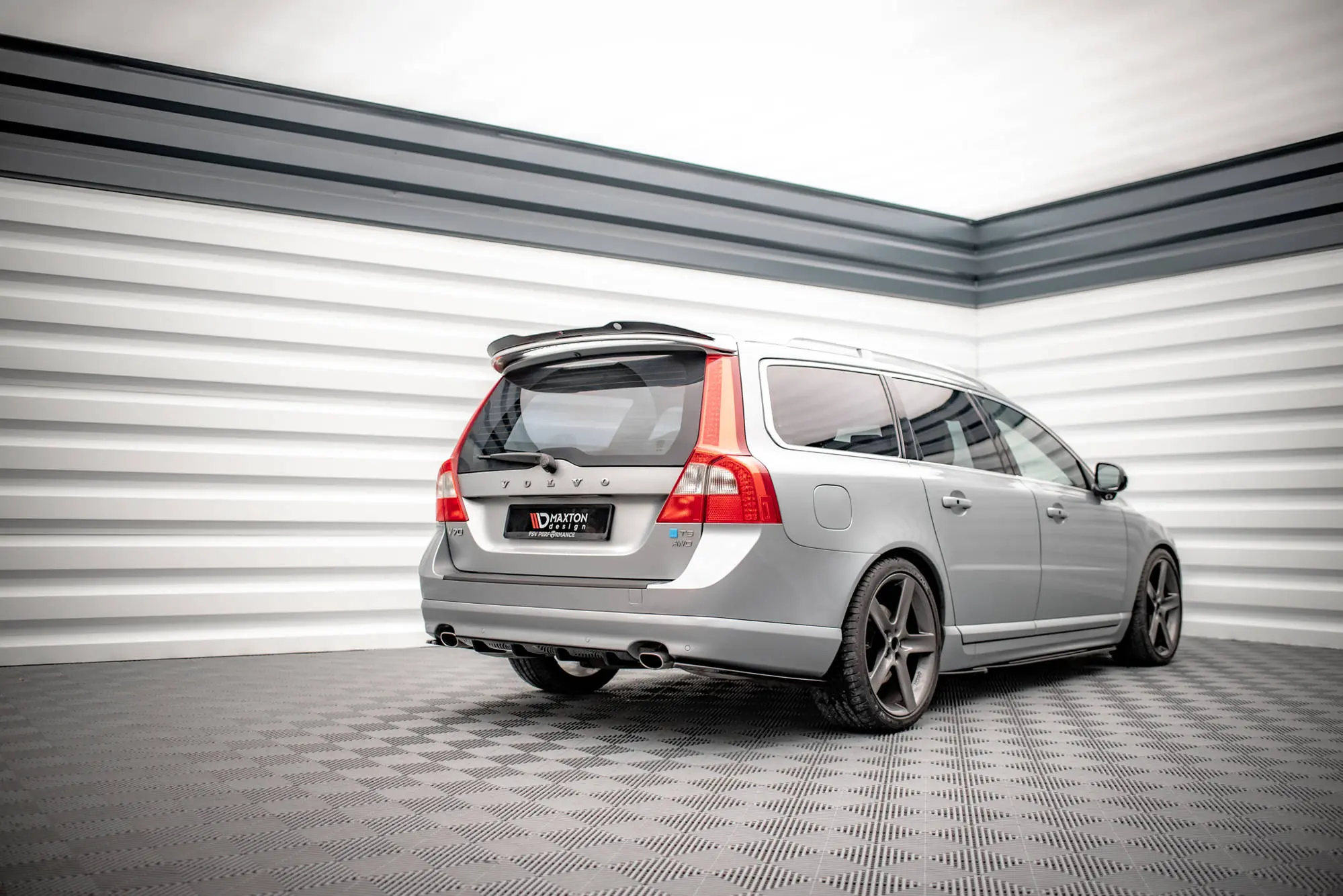 Diffuser Volvo V70 III 2007 - 2013 | Glossy Black Edition – bilde 4