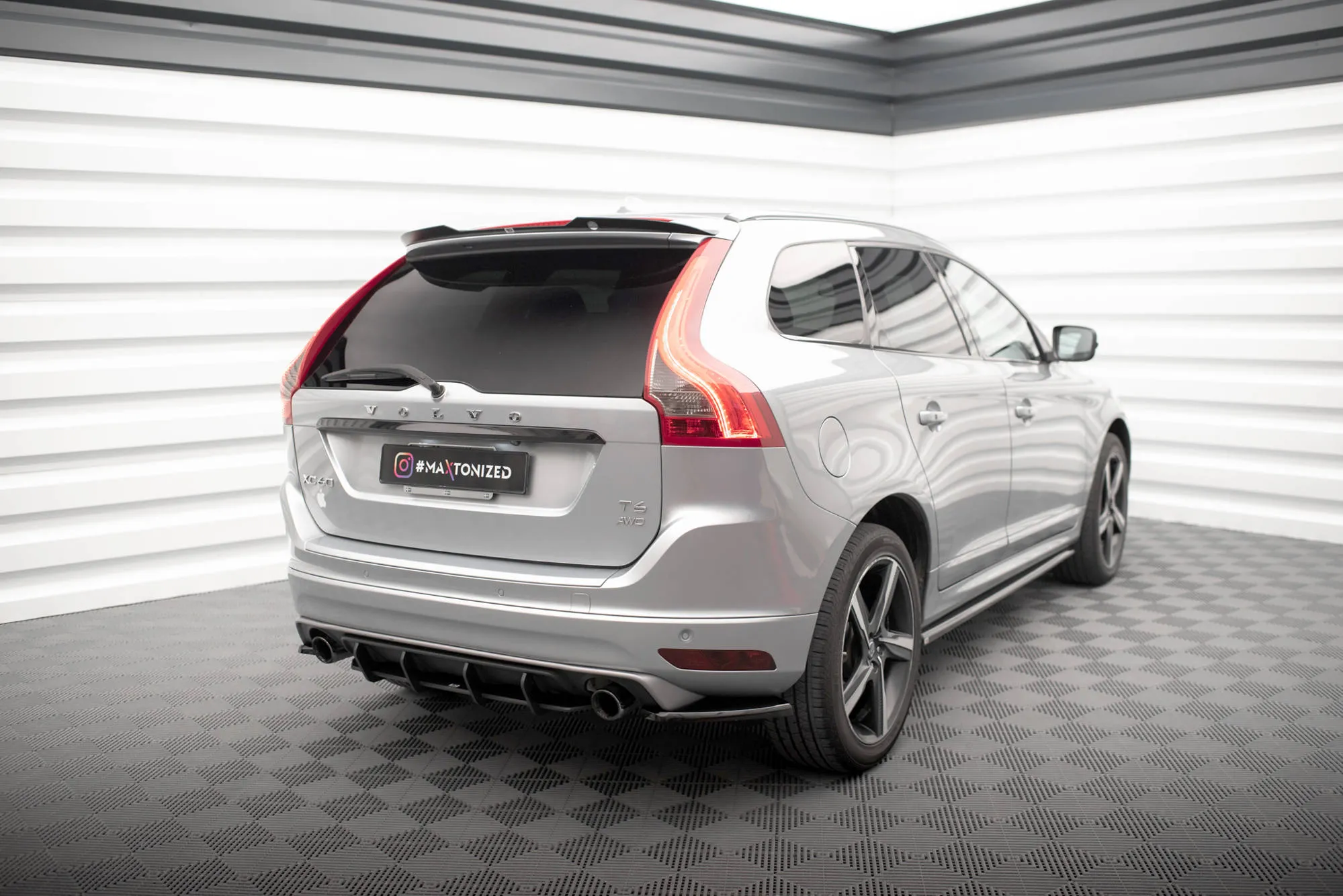 Diffuser Volvo XC60 (Mk1 Facelift) 2013-2017 | Street Pro Black Edition