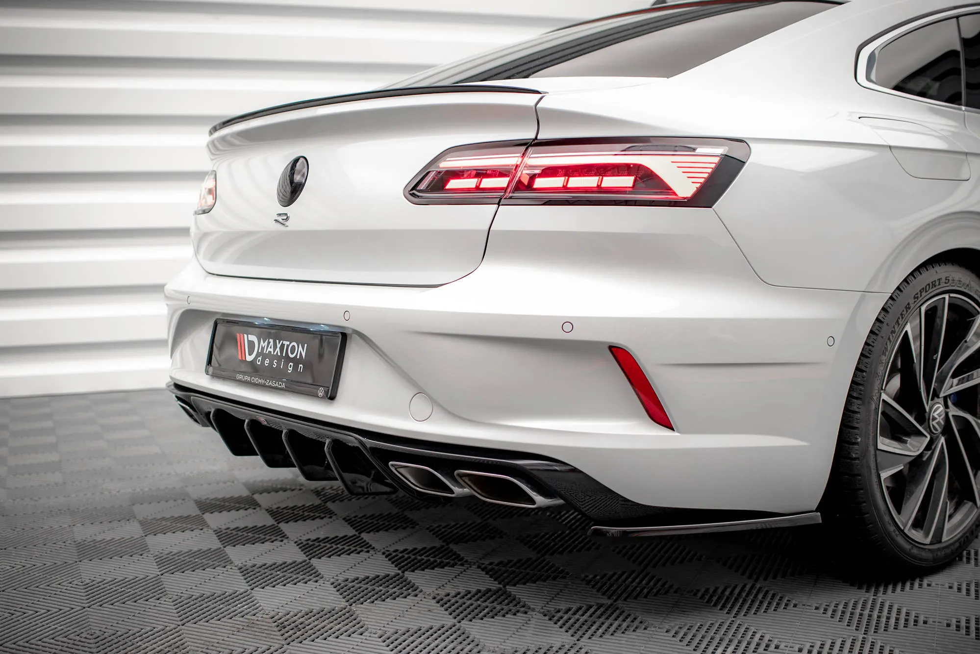 Diffuser VW Arteon R Facelift 2020 - 2025 | Glossy Black Edition – bilde 5
