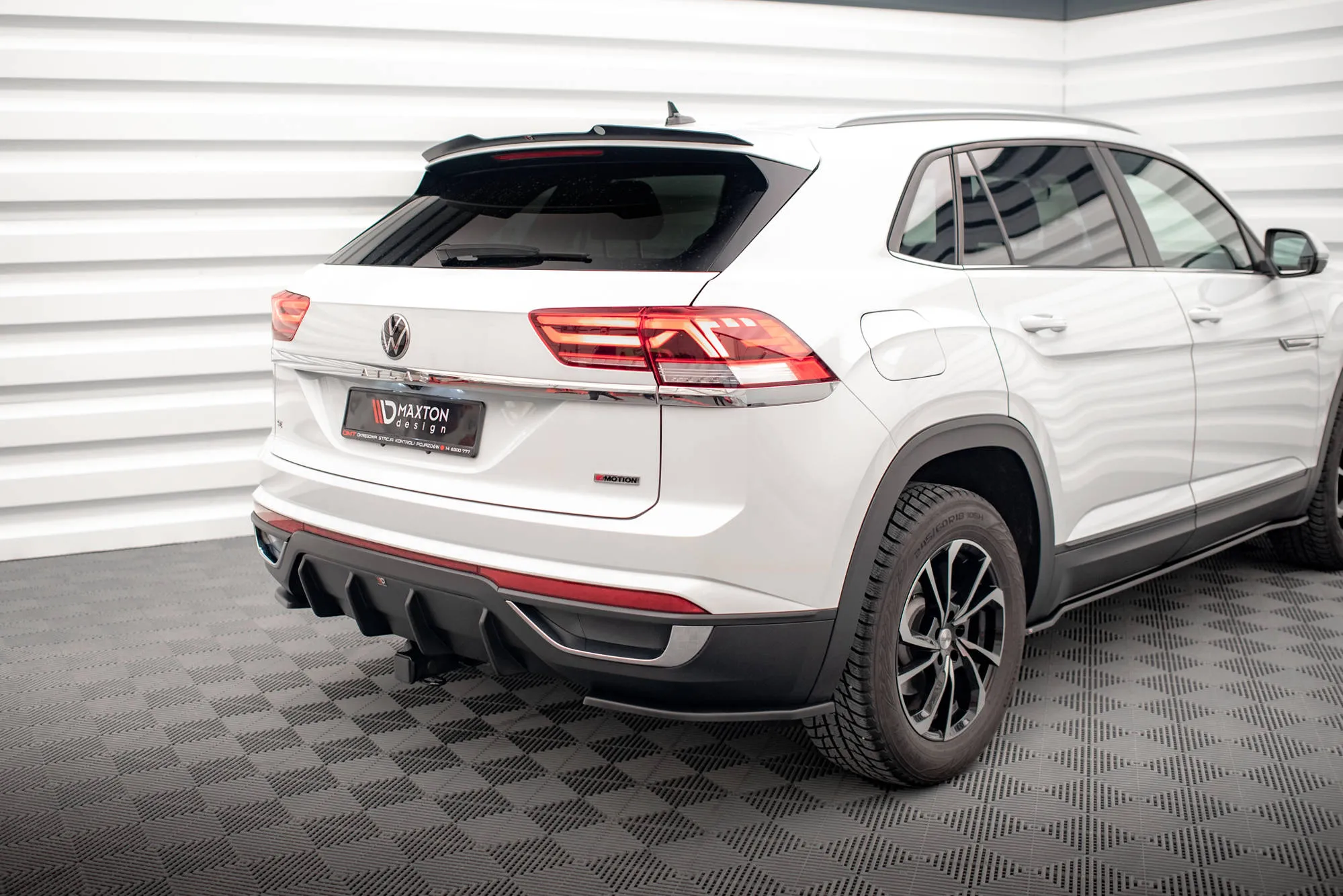Diffuser VW Atlas Cross Sport 2020 -> | Glossy Black Edition – bilde 5