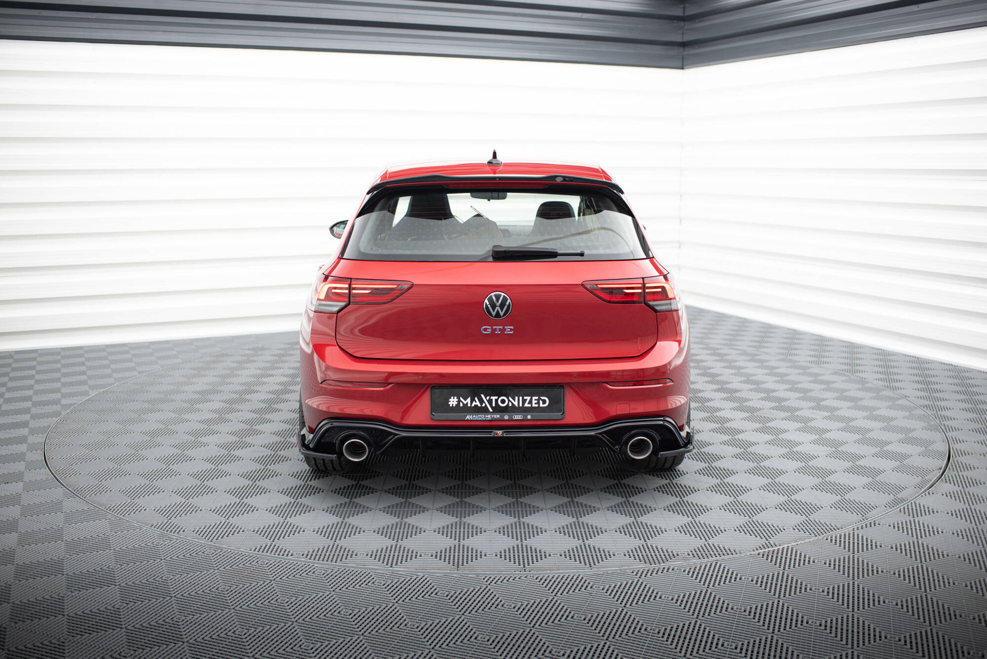 Diffuser VW Golf 8 GTE 2019 -> │ med endestuss – bilde 6