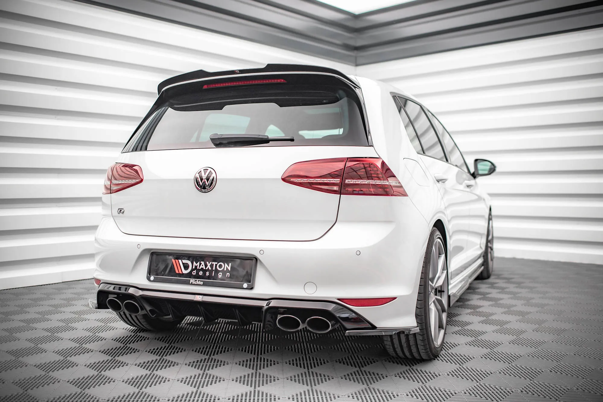 Diffuser VW Golf VII R 2013-2016 | Glossy Black Edition