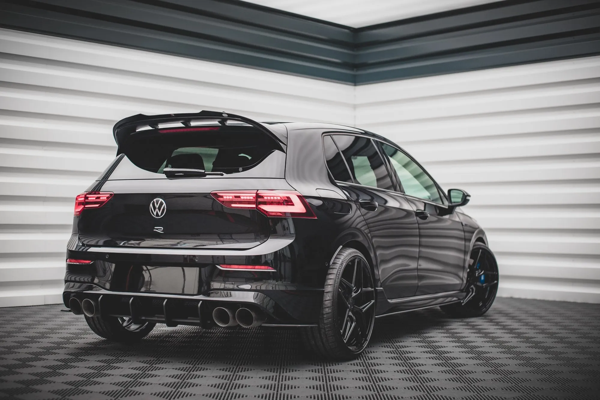 Diffuser VW Golf VIII R 2020-> | Street Pro Black Edition