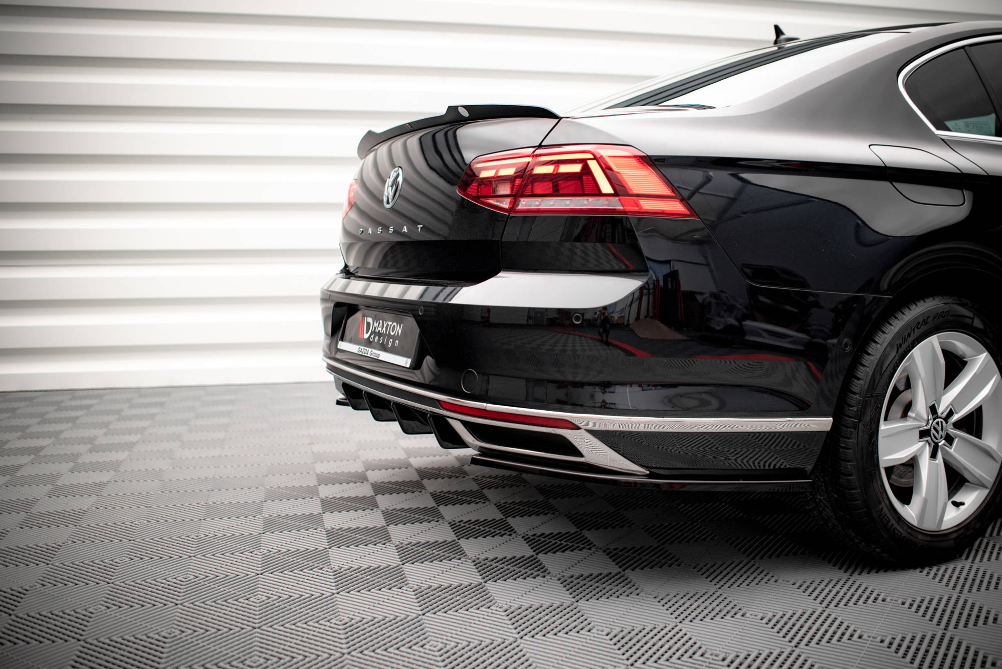 Diffuser VW Passat B8 facelift 2019 - 2023 | Glossy Black Edition – bilde 4