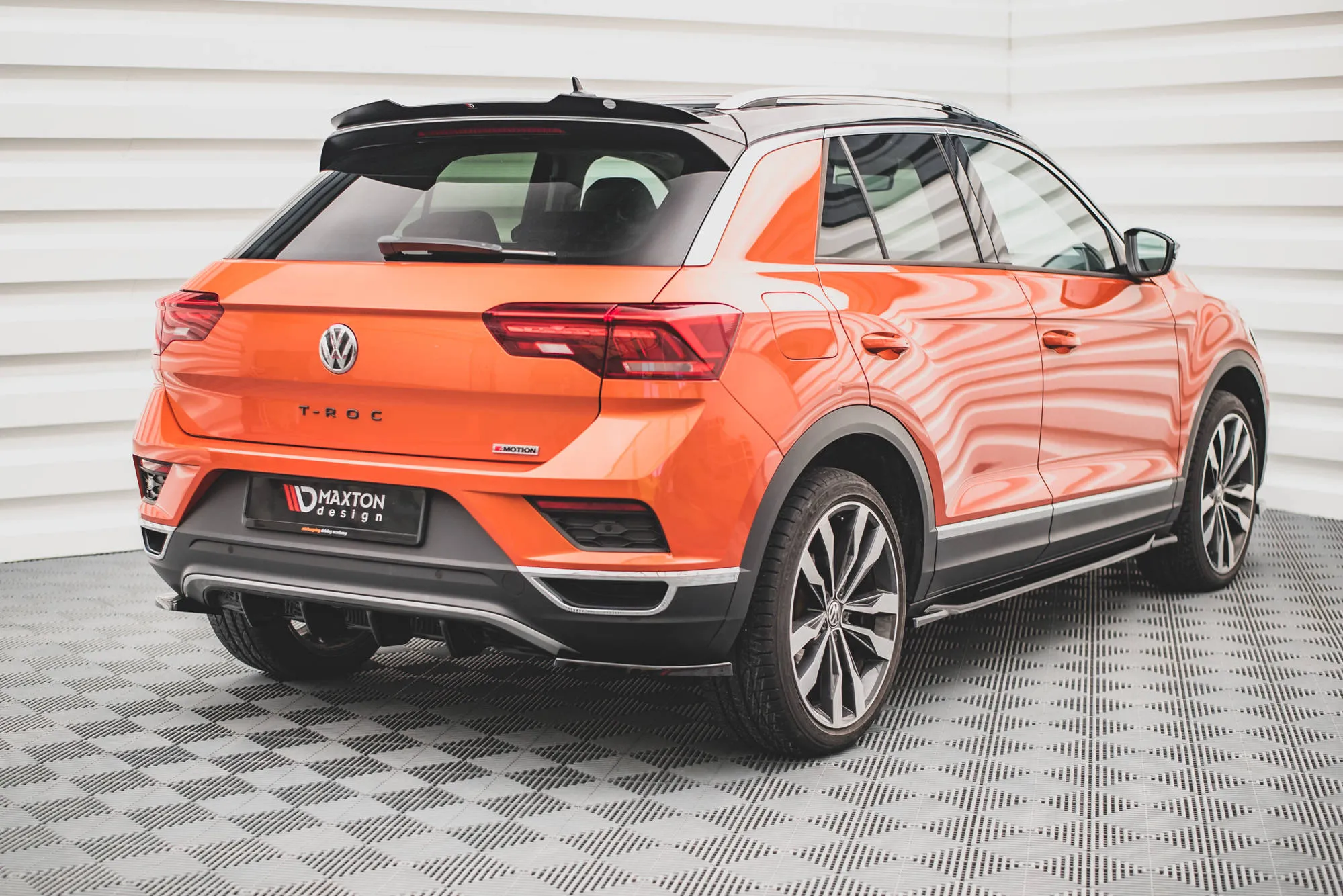 Diffuser VW T-Roc 2017 - 2021 | Glossy Black Edition