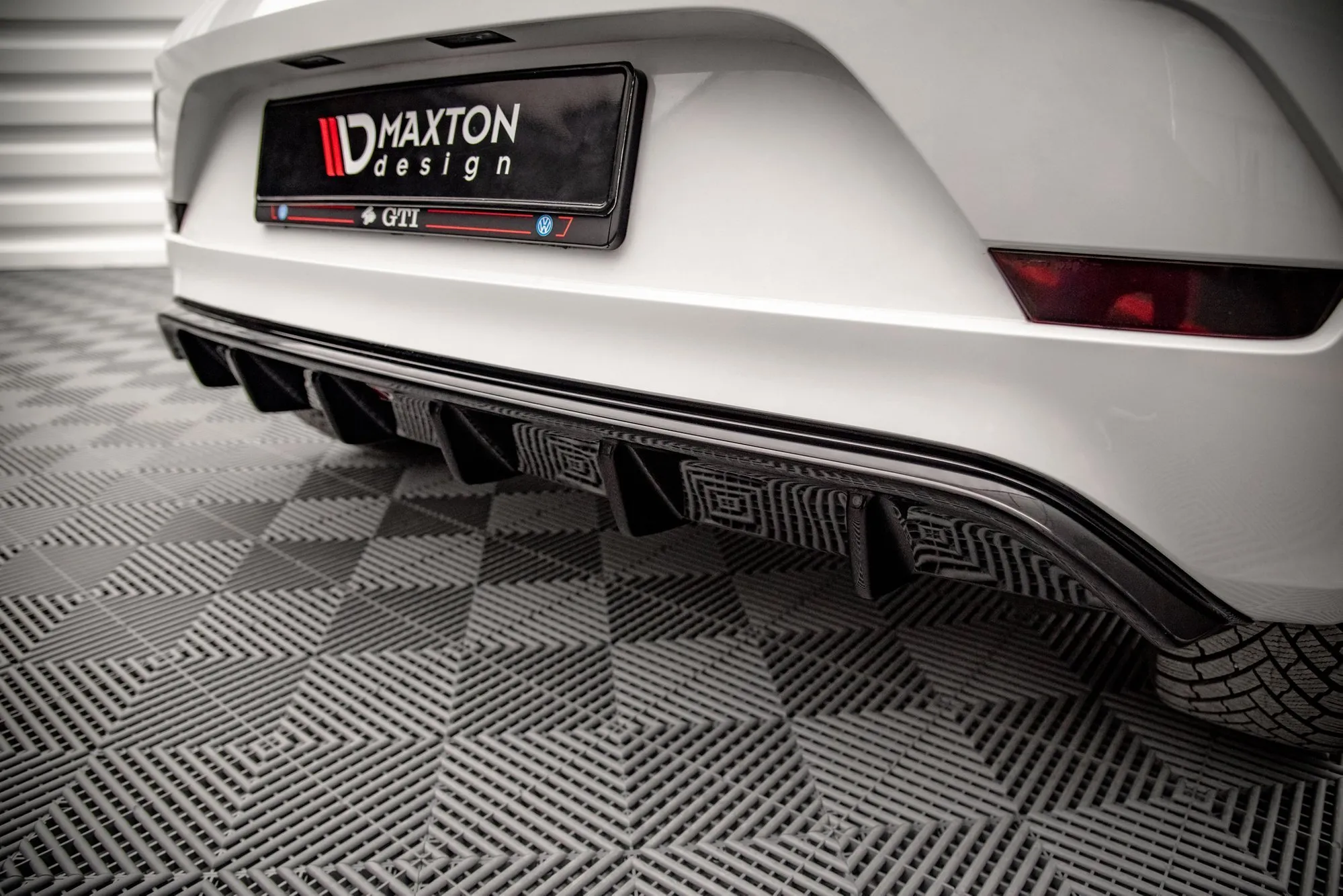 Diffuser VW UP GTI 2018-> | Glossy Black Edition – bilde 2