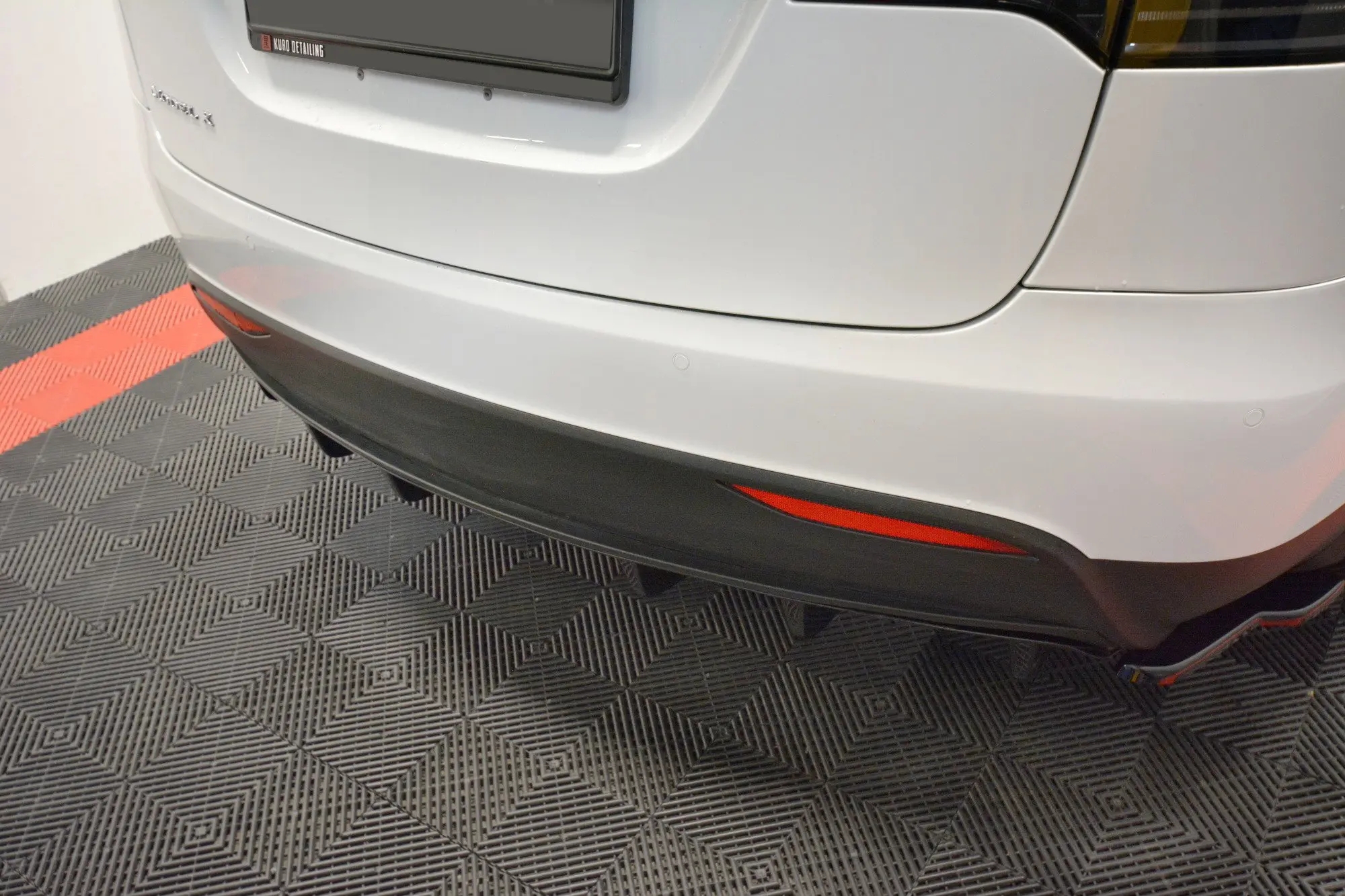 Diffusør Tesla Model X 2015 - 2021 │ Black Edition – bilde 3
