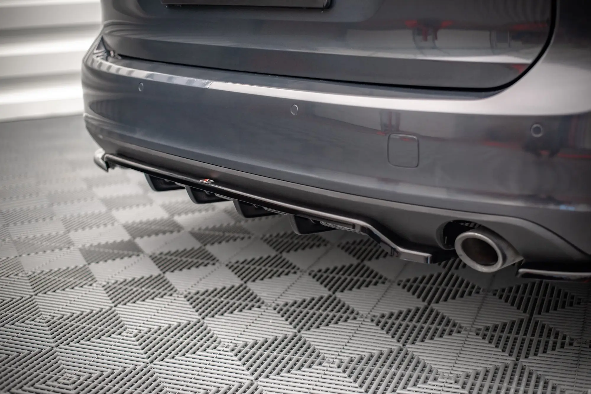 Diffusør Volvo V90 II 2016->