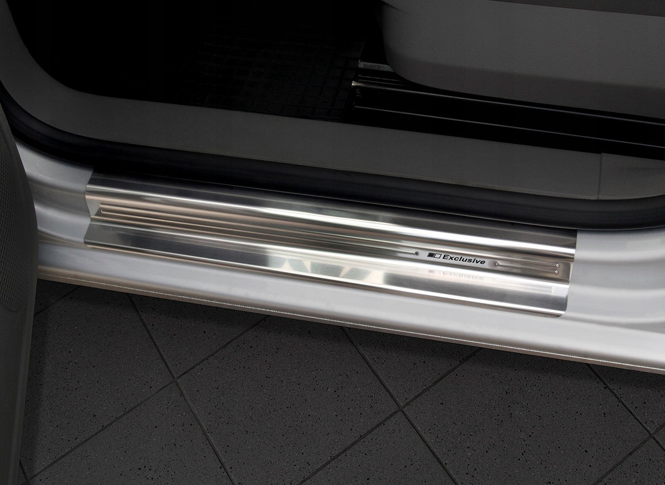 Dørbeskytter dørlister foran VW Caddy III 2003 - 2015 │ Silver Edition