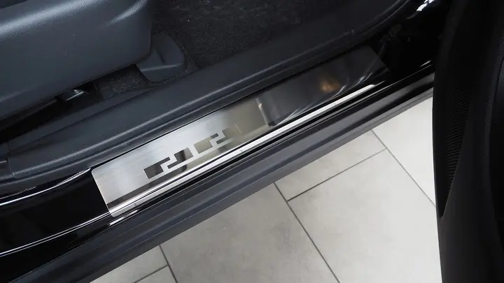 Dørbeskytter dørlister Nissan Leaf I (ZE0) 2010 - 2017 / Nissan Leaf II 2017 - 2024 Chrome Edition Image 6