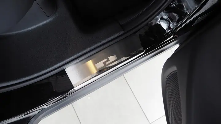 Dørbeskytter dørlister Nissan Leaf I (ZE0) 2010 - 2017 / Nissan Leaf II 2017 - 2024 Chrome Edition Image 7