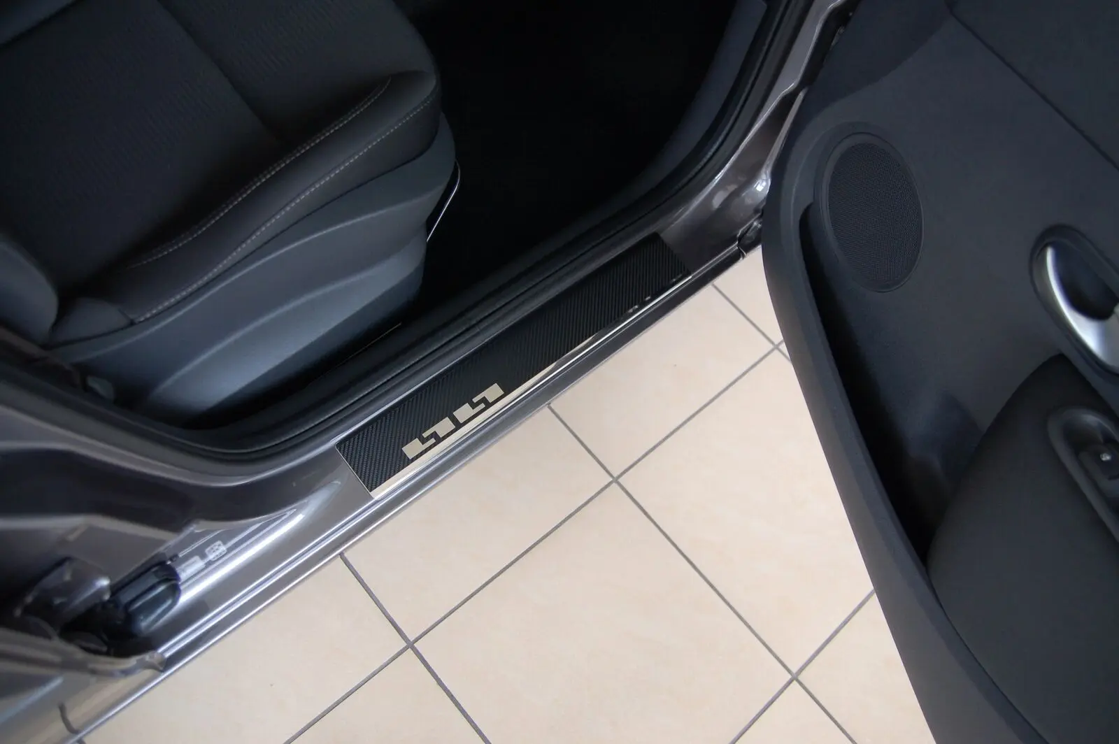 Dørbeskytter dørlister Nissan Leaf II 2017-> | Carbon Edition Image 5