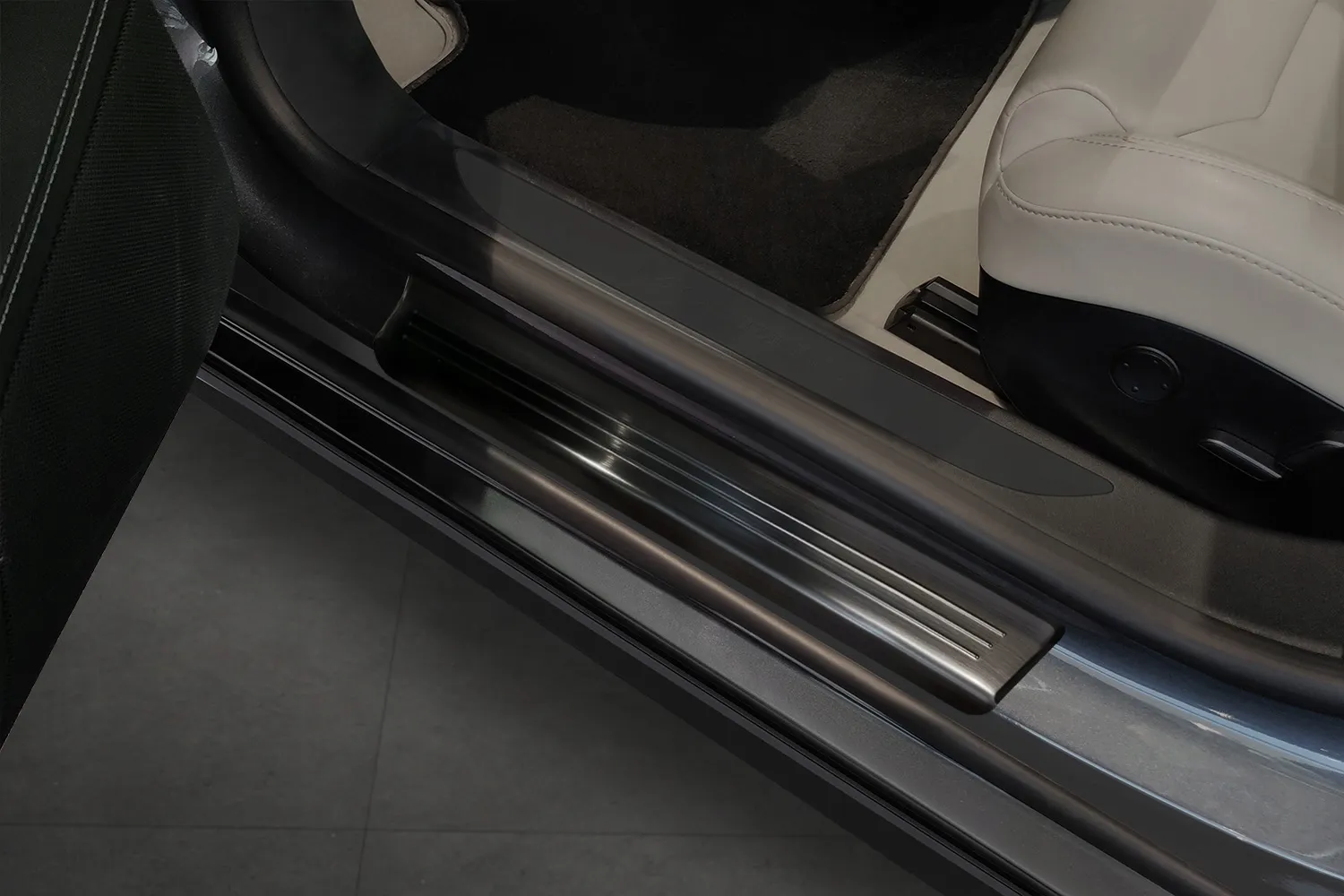 Dørbeskytter dørlister Tesla Model S 2012 -> | Dørterskel beskyttelse Black Edition