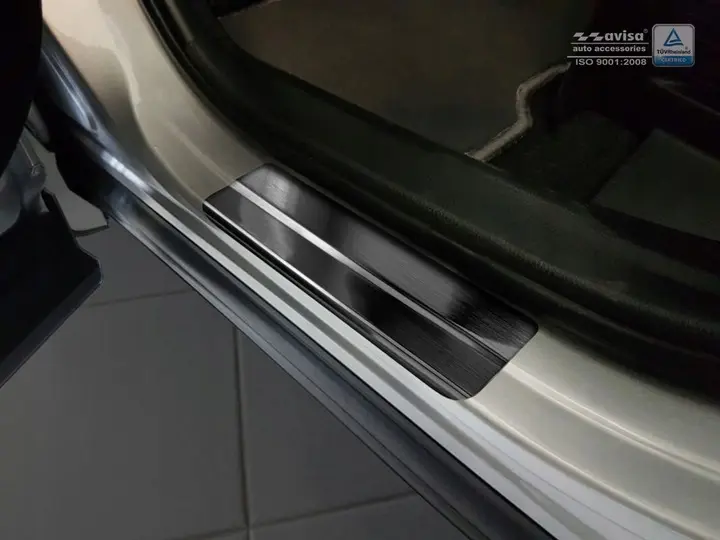 Dørbeskytter dørlister Toyota C-HR I 2016 - 2023 / Toyota RAV4 Plug-in Hybrid 2015 - 2019 | Silver Edition Image 10