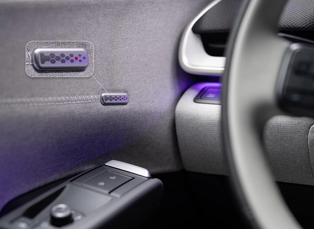 Dørdekor VW ID.Polo 2026 -> │ Utskiftbart ID.Badge - LOVE GTI – bilde 3