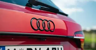 Emblem Audi A4 B8 / RS5 ringer - Avant | Sport Glossy Black Edition Image 1