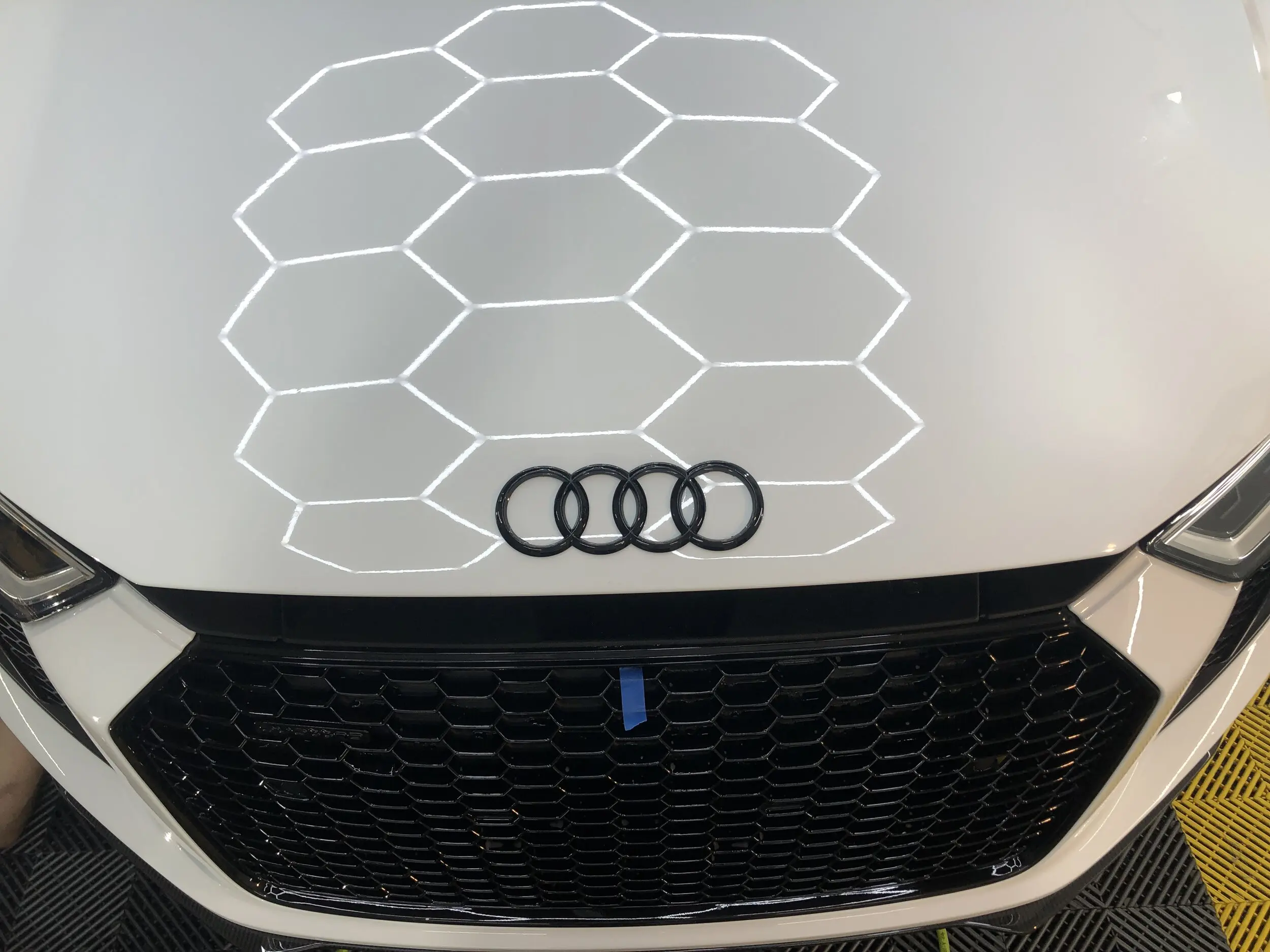 Emblem Audi R8 ringer | Black Edition Sport – bilde 3
