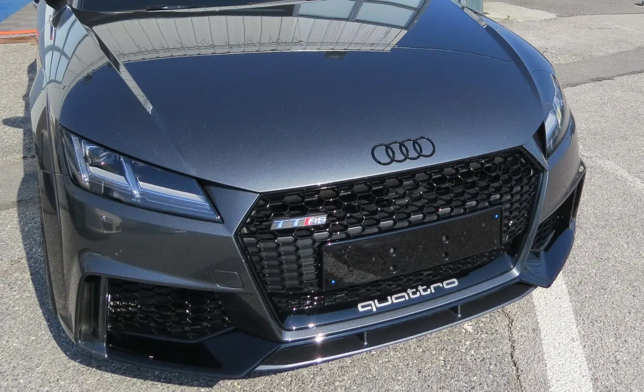 Emblem Audi R8 ringer | Black Edition Sport – bilde 4