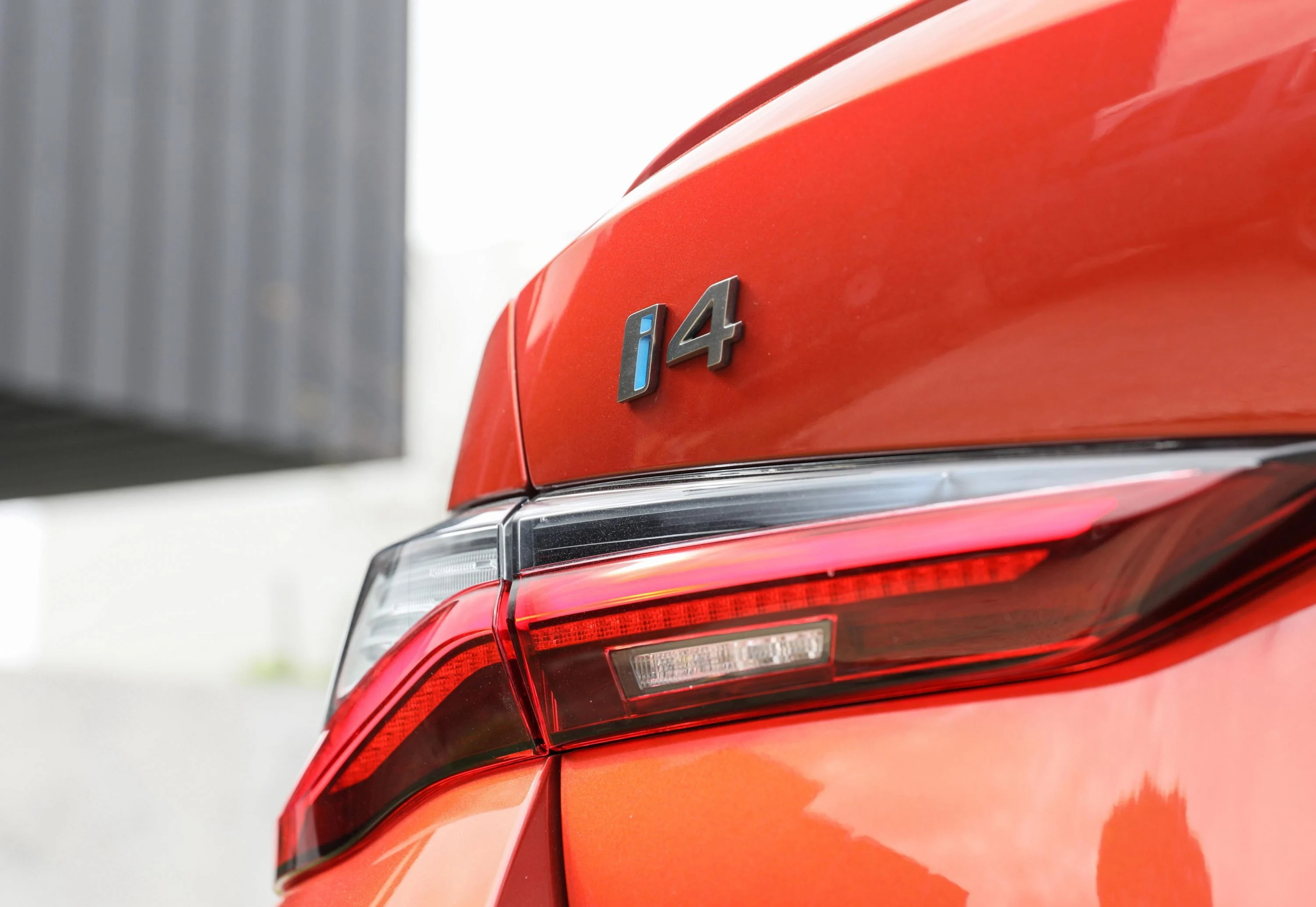 Emblem bakluke BMW I4 (G26) Black Edition