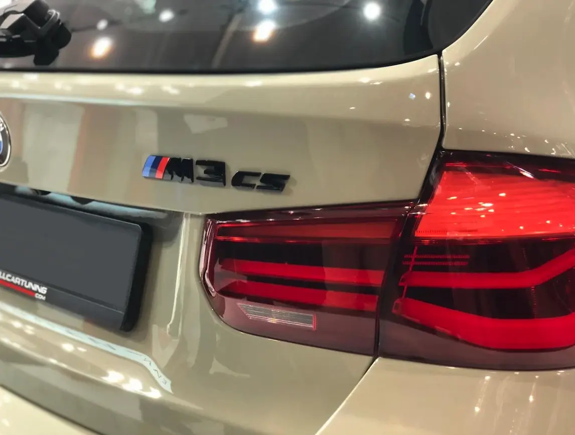 Emblem bakluke BMW M3 CS (F80) Black Edition – bilde 3